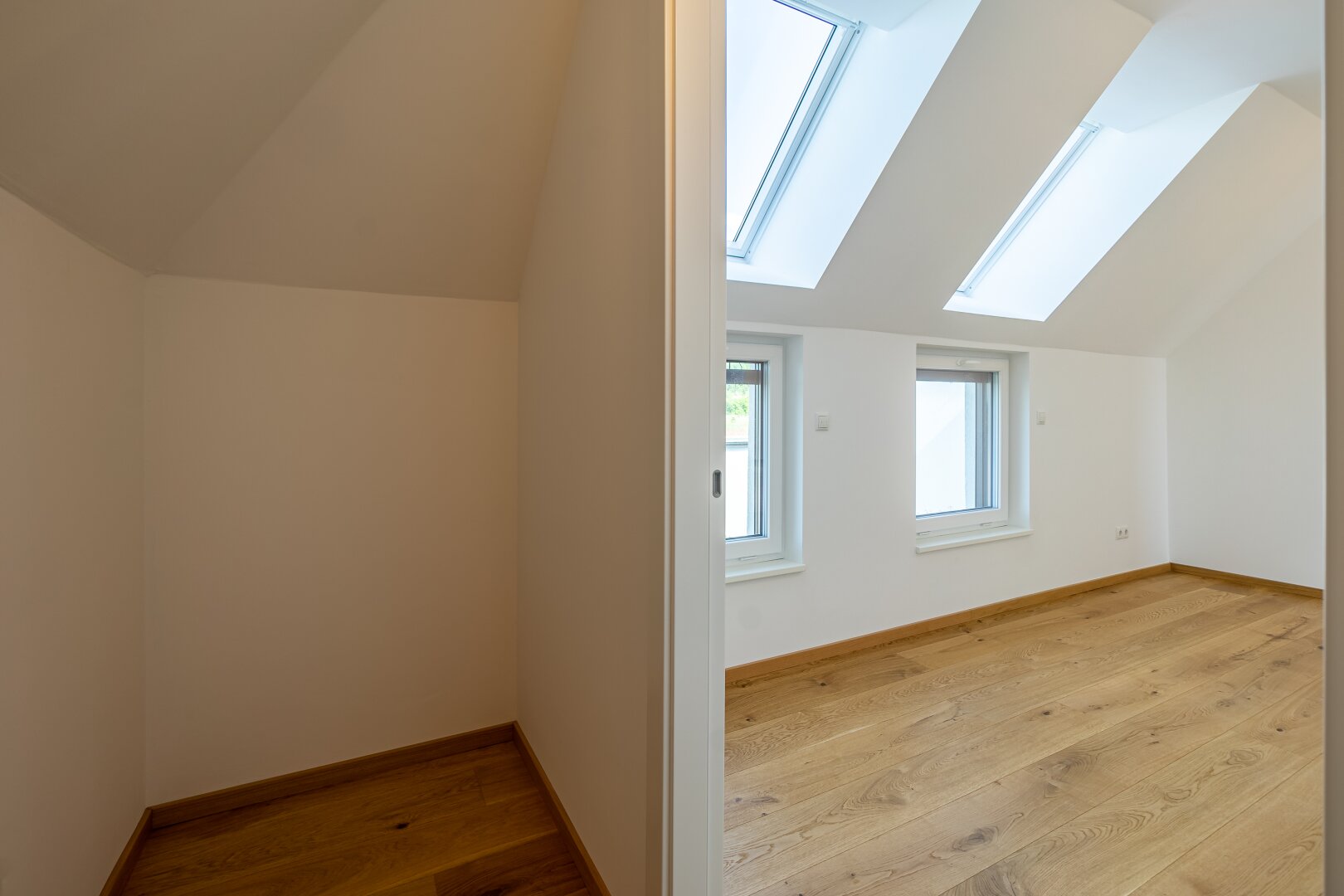 *Erstbezug* 4-Zimmer Familienwohnung mit exklusiver Ausstattung!