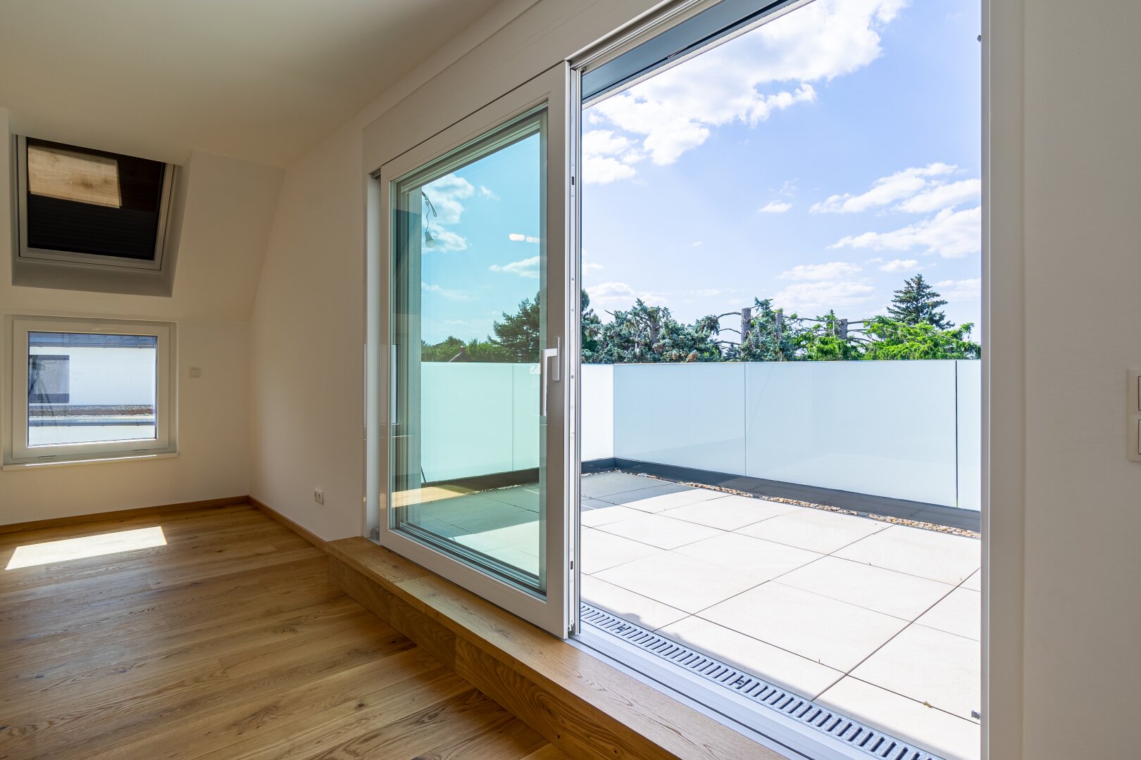 *Erstbezug* 4-Zimmer Familienwohnung mit exklusiver Ausstattung!