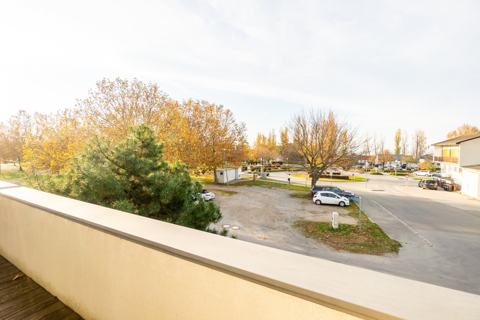 *NEU* Einzigartiges Einfamilienhaus mit 422 m2 Nutzfläche - Trennung auf 2 Wohneinheiten möglich!