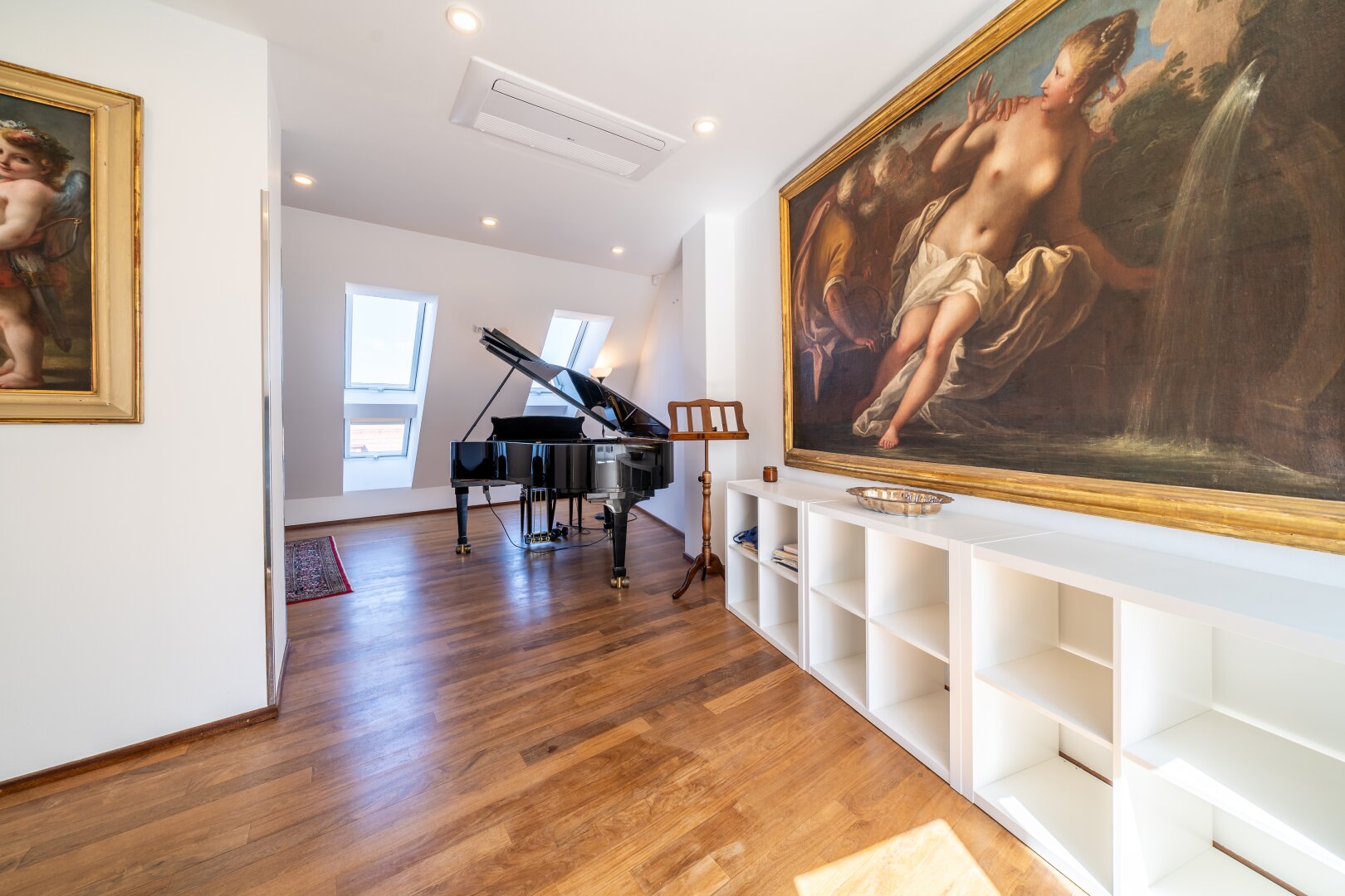 Penthouse-Charme: Exklusive Maisonette mit Dachterrasse