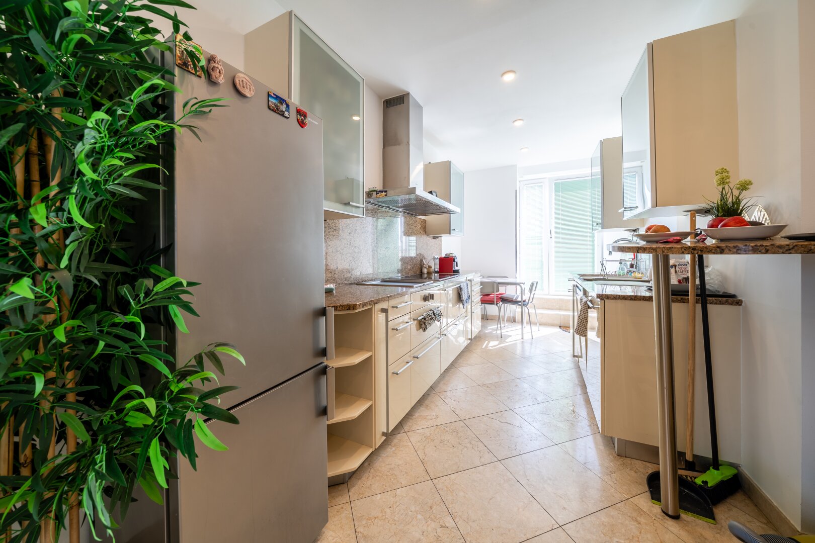 Penthouse-Charme: Exklusive Maisonette mit Dachterrasse