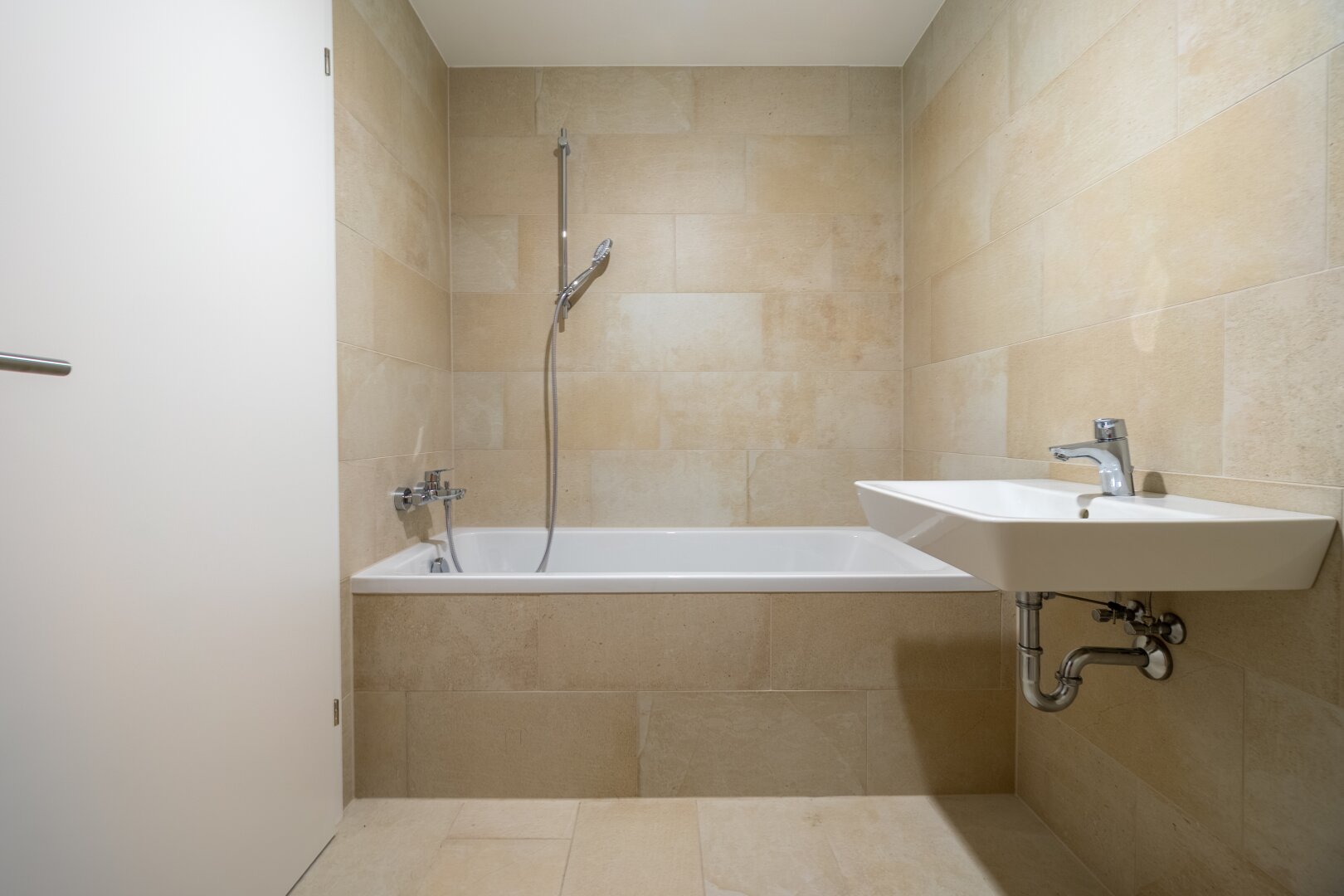 Wohnen in Ihrem neuen Wohn(T)raum - Schlüsselfertiger ERSTBEZUG direkt in Spillern