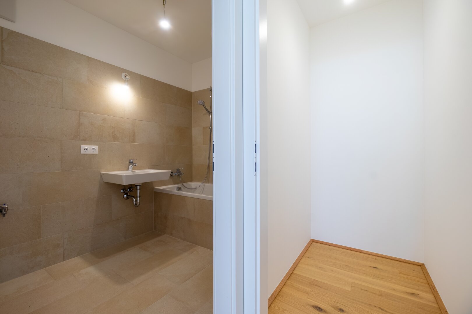 Wohnen in Ihrem neuen Wohn(T)raum - Schlüsselfertiger ERSTBEZUG direkt in Spillern