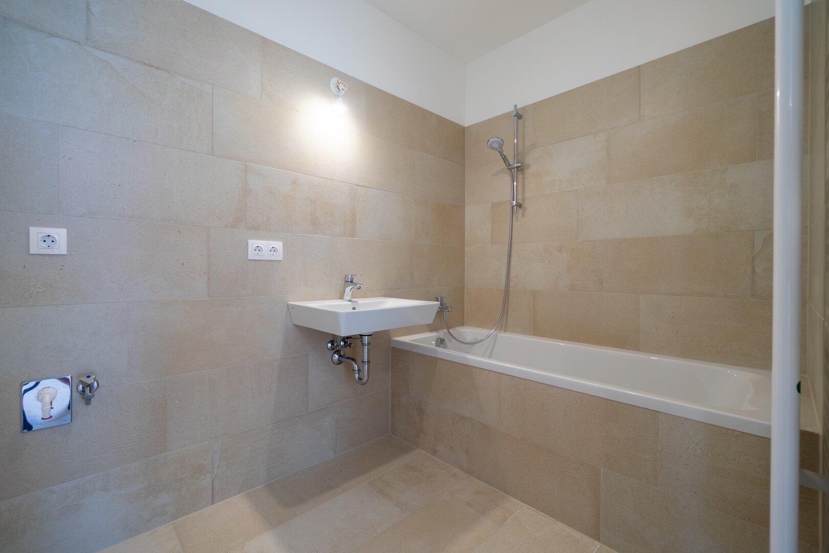 Wohnen in Ihrem neuen Wohn(T)raum - Schlüsselfertiger ERSTBEZUG direkt in Spillern