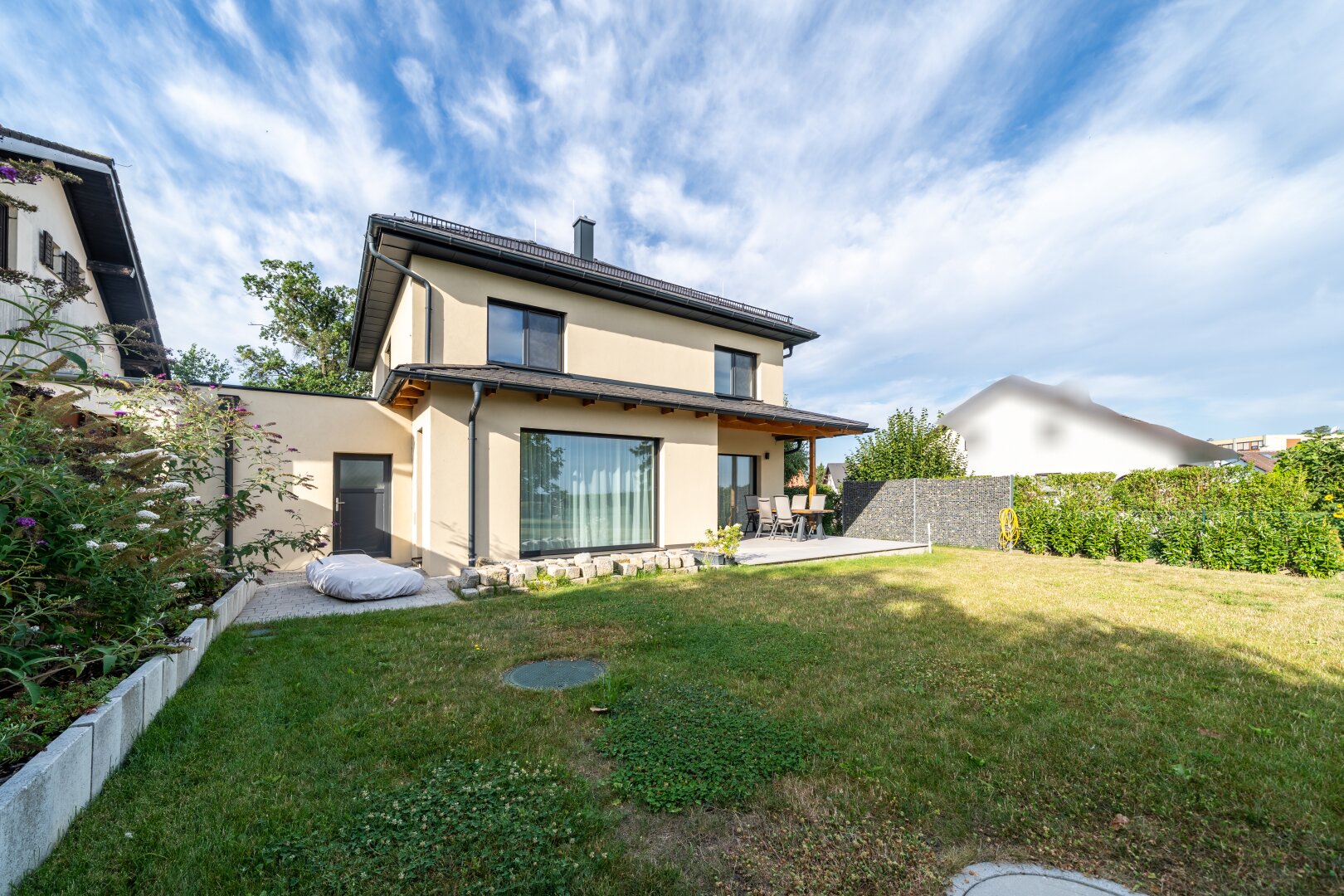 Modernes Einfamilienhaus mit Stil und Komfort in Schönkirchen-Reyersdorf.