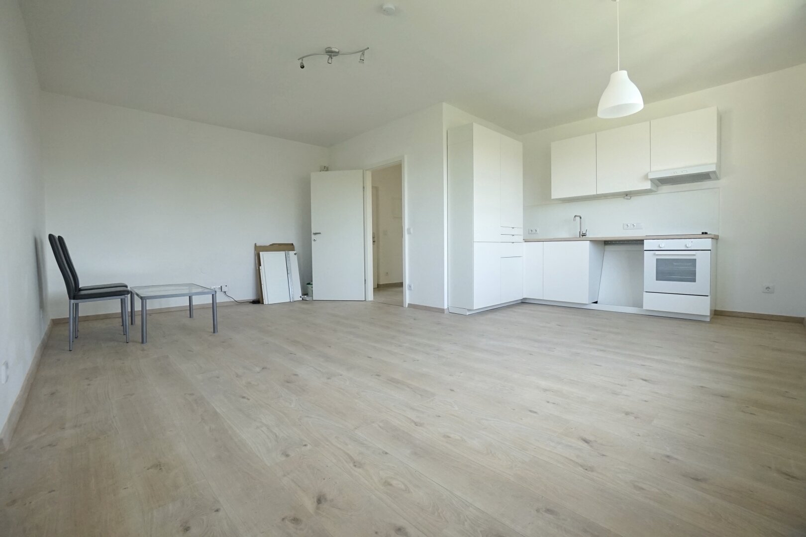 Befristetes Mehrparteiengebäude in ausgezeichneter Ruhelage - 7 Wohneinheiten