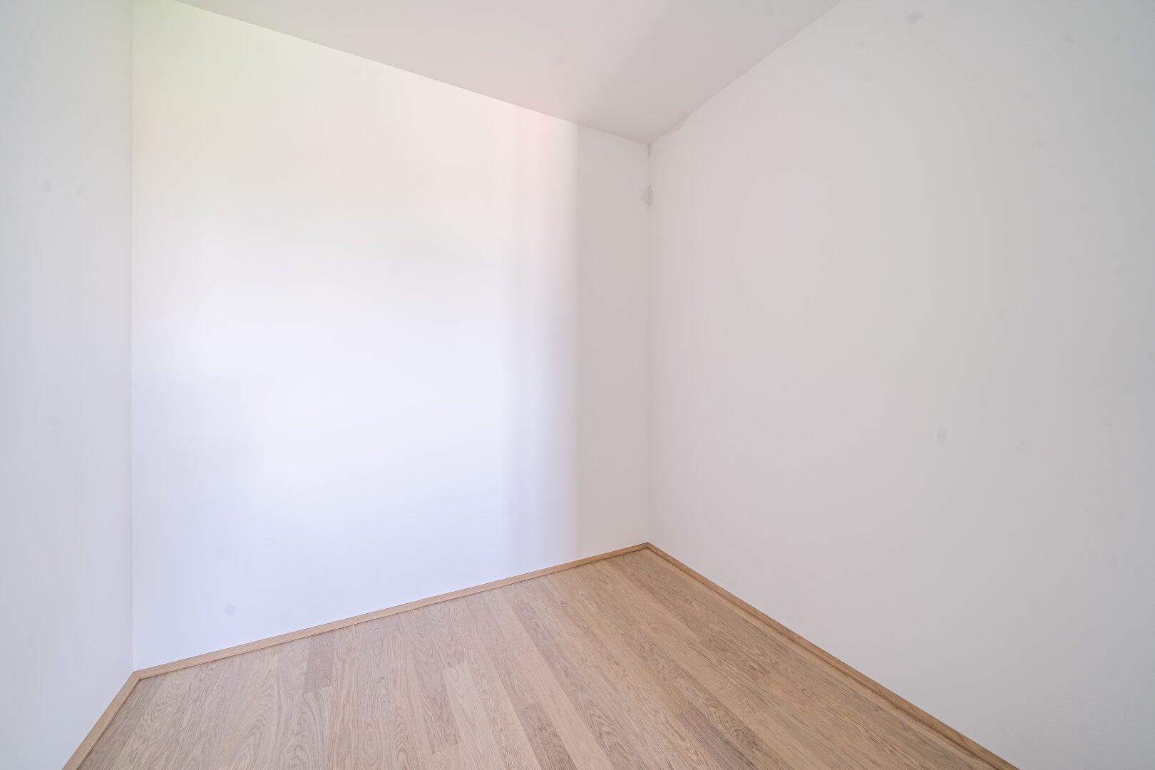 *ANLEGERPREIS* 2-Zimmer Wohnung unweit der Alten Donau und des Donauzentrums!!