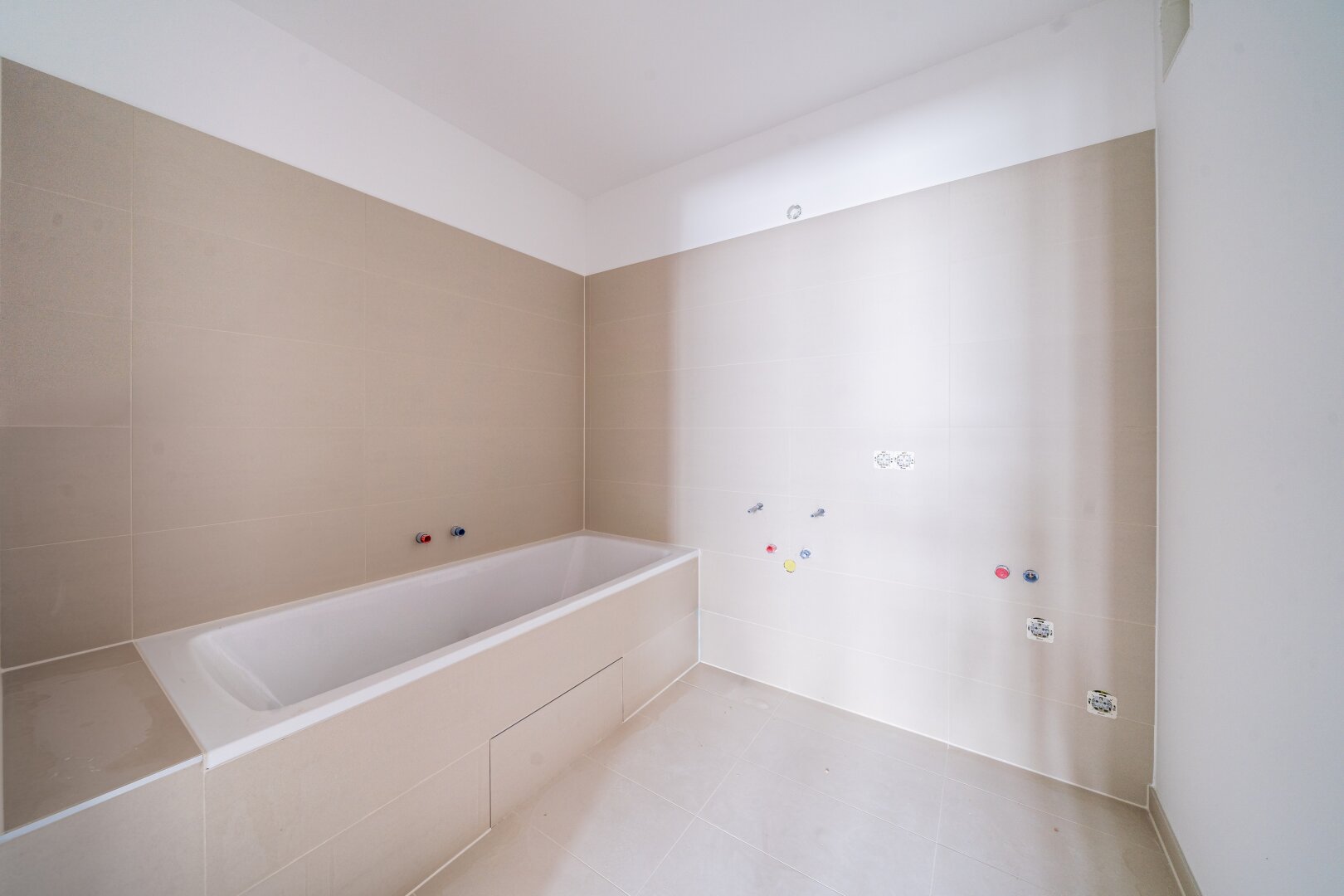 *ANLEGERPREIS* Unweit des Donauzentrums und der Alten Donau!