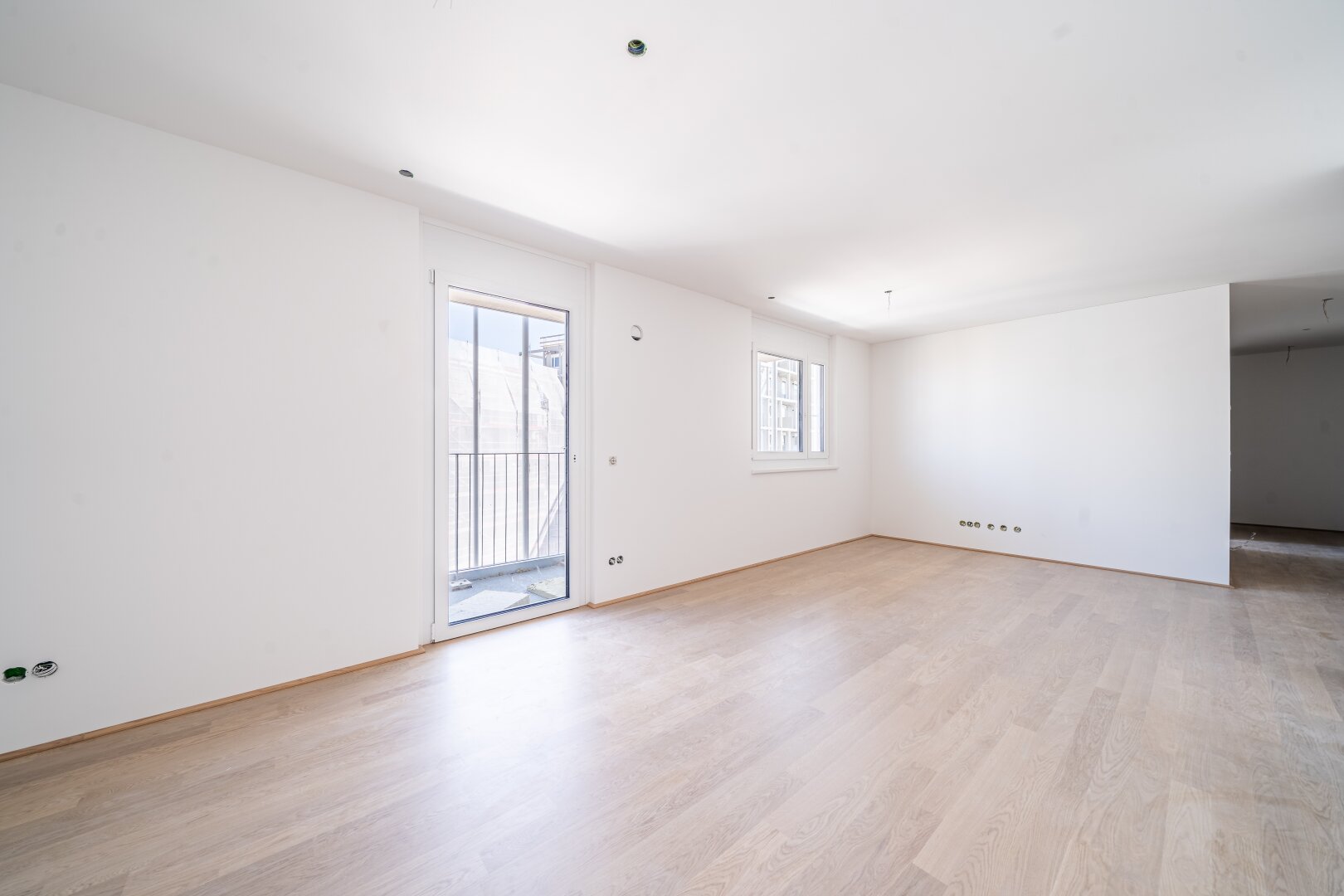 *ANLEGERPREIS* Provisionsfreie 3-Zimmer Wohnung mit 24 qm Balkon!
