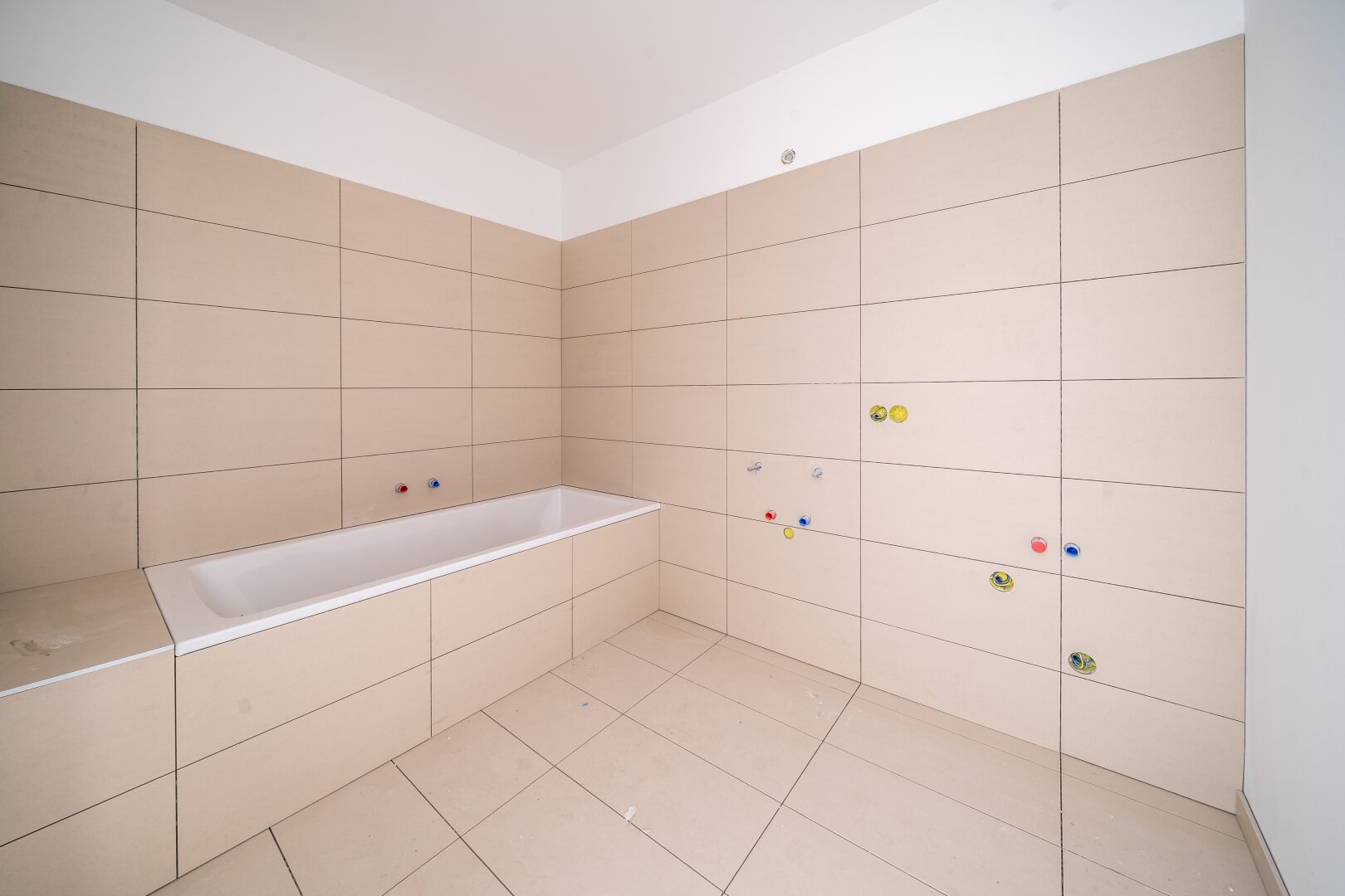 *ANLEGERPREIS* Großzügige provisionsfreie 2-Zimmer unweit der Alten Donau!