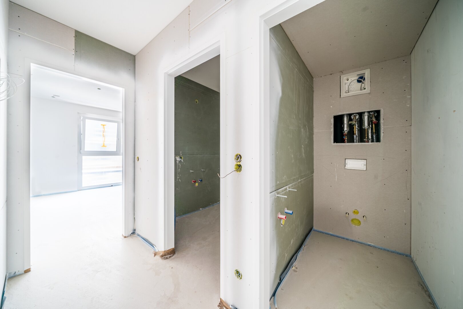 *ANLEGERPREIS* Provisionsfreie 2-Zimmer Wohnung im 5. Stock unweit des Donauzentrums!