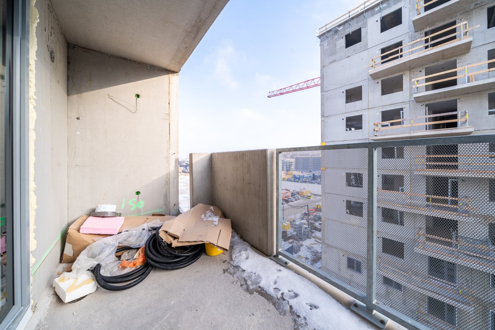 *ANLEGERPREIS* Provisionsfreie 2-Zimmer Wohnung im 5. Stock unweit des Donauzentrums!