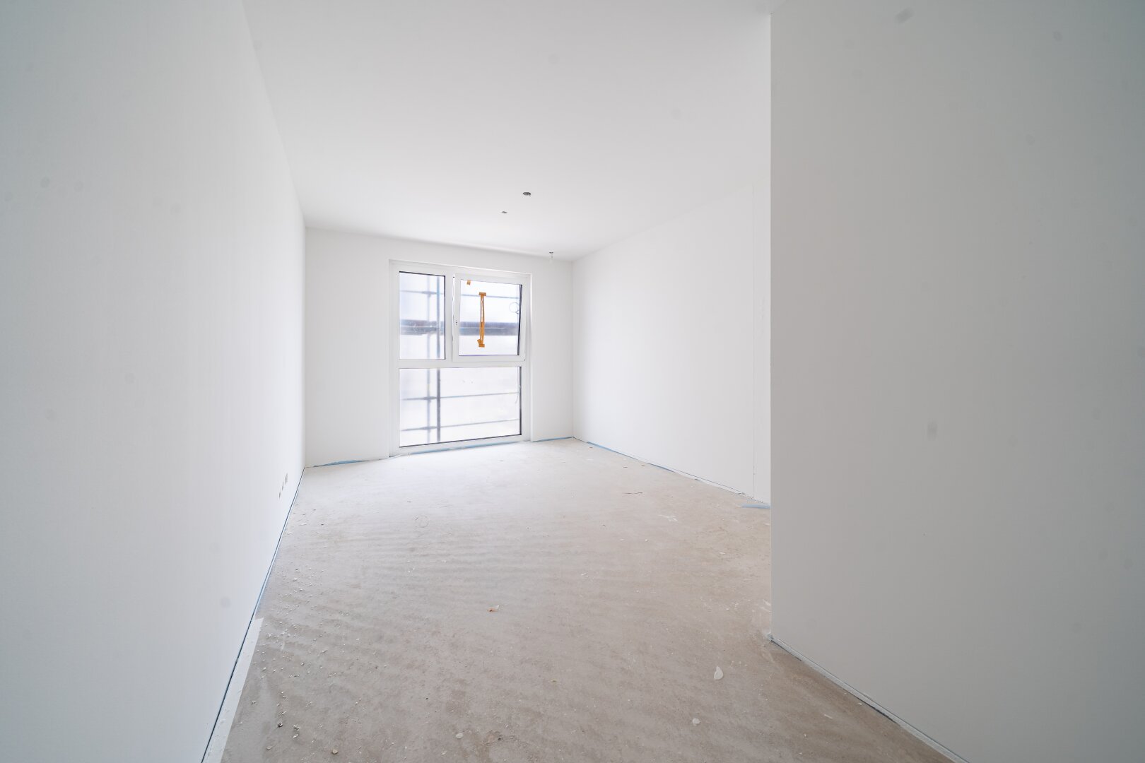 *ANLEGERPREIS*Absolutes Unikat Provisionsfreie 5-Zimmer Dachgeschosswohnung mit über 160 qm Freifläche unweit des Donauzentrums!