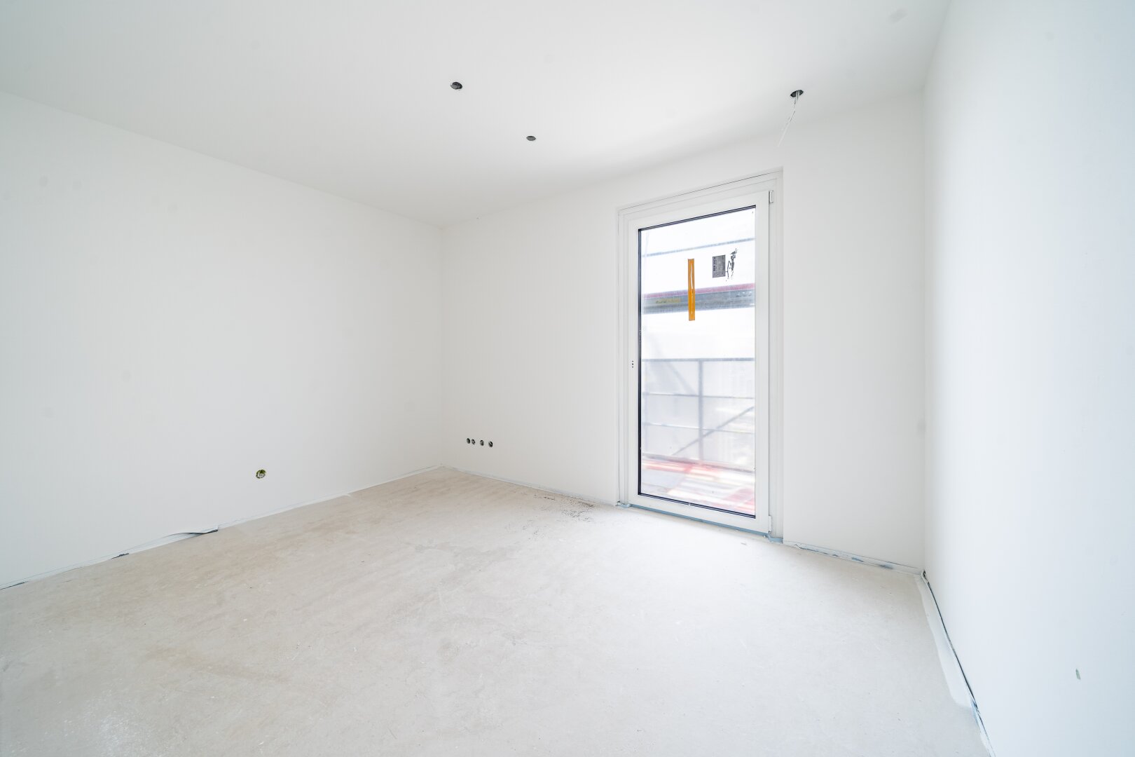 *ANLEGERPREIS* Provisionsfreie 3-Zimmer Dachgeschosswohnung unweit des Donauzentrums!