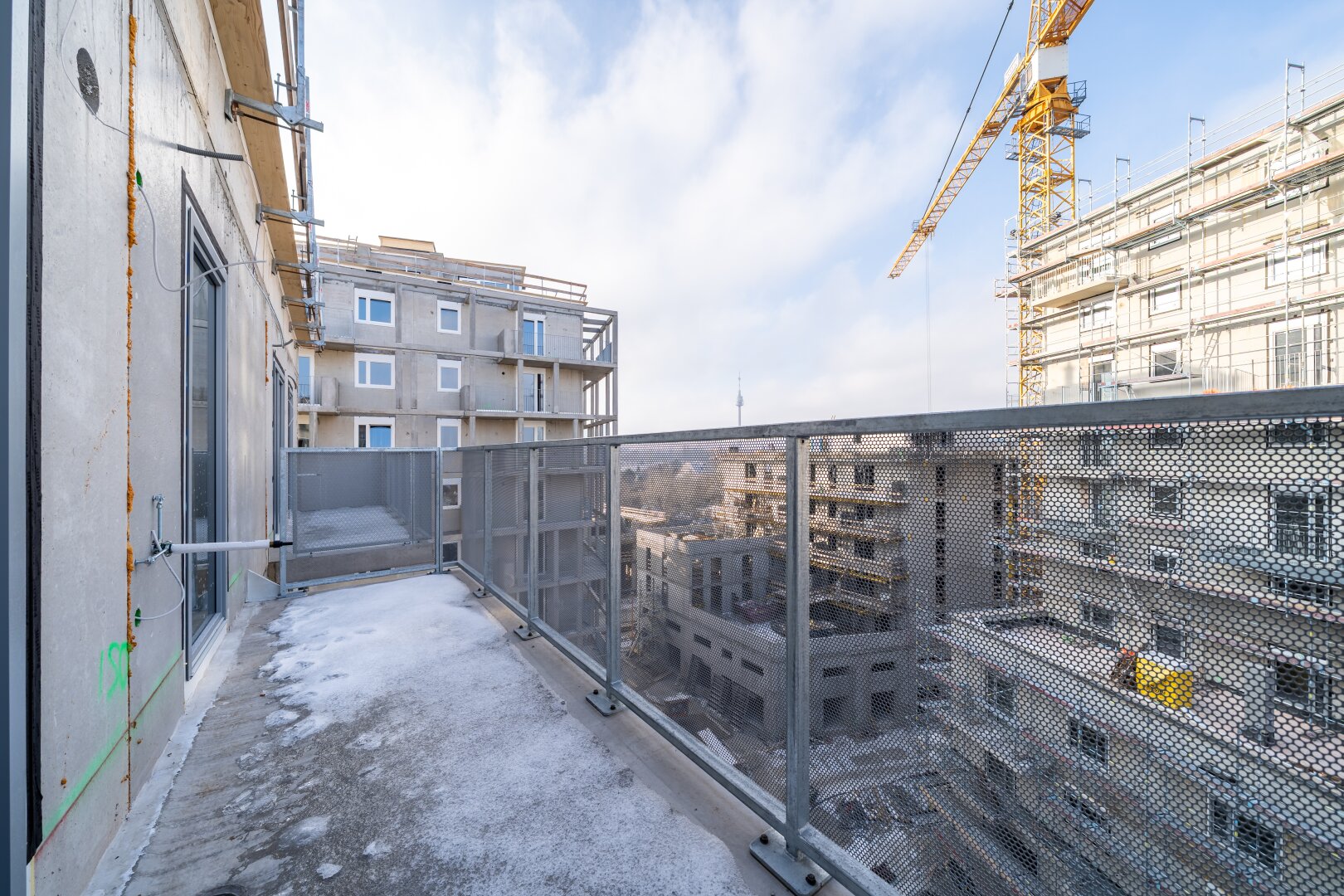 *ANLEGERPREIS* Provisionsfreie 3-Zimmer Dachgeschosswohnung unweit des Donauzentrums!