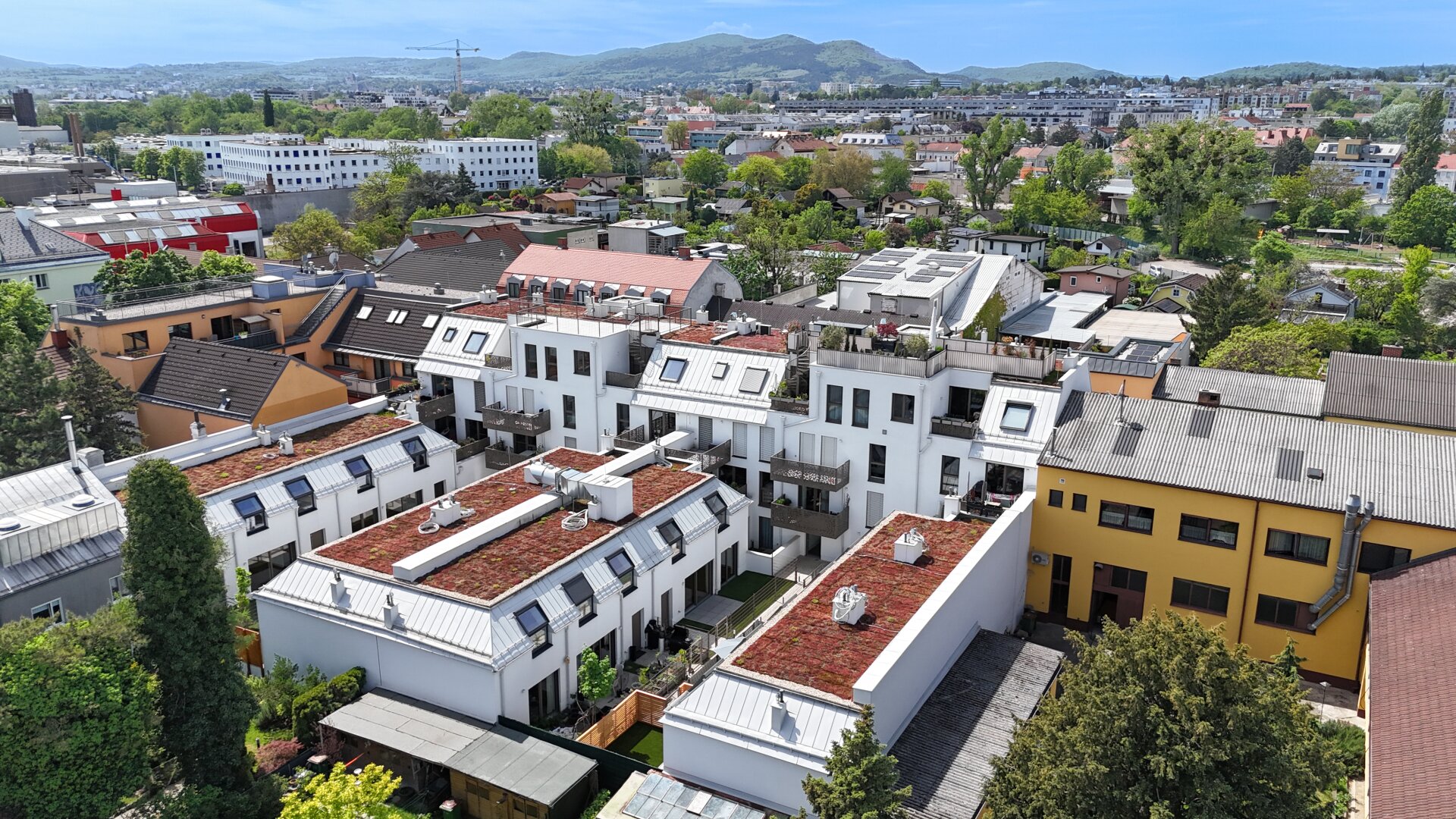 Sofort beziehbar! Eigentumswohnungen und Reihenhäuser in Liesing!