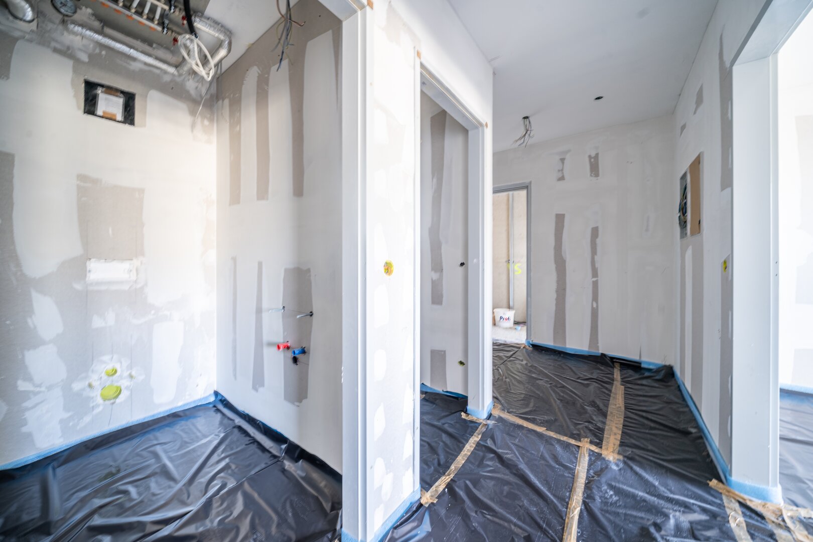 *ANLEGERPREIS* 8. Stock! Provisionsfreie 3-Zimmer Dachgeschosswohnung mit Balkon!