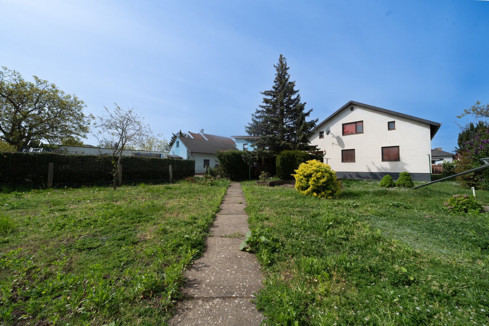 Charmantes Einfamilienhaus mit Erweiterungspotential in Strasshof!