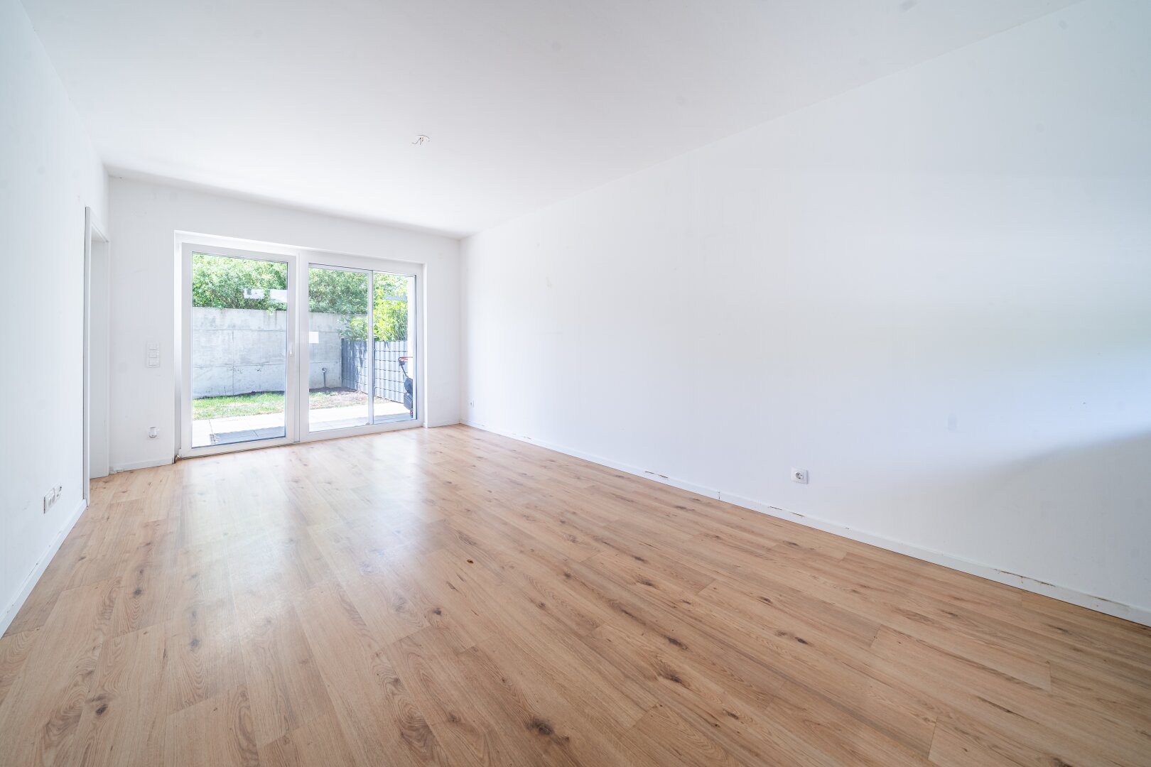 2-Zimmer-Gartenwohnung in Strasshof - Nähe Wien