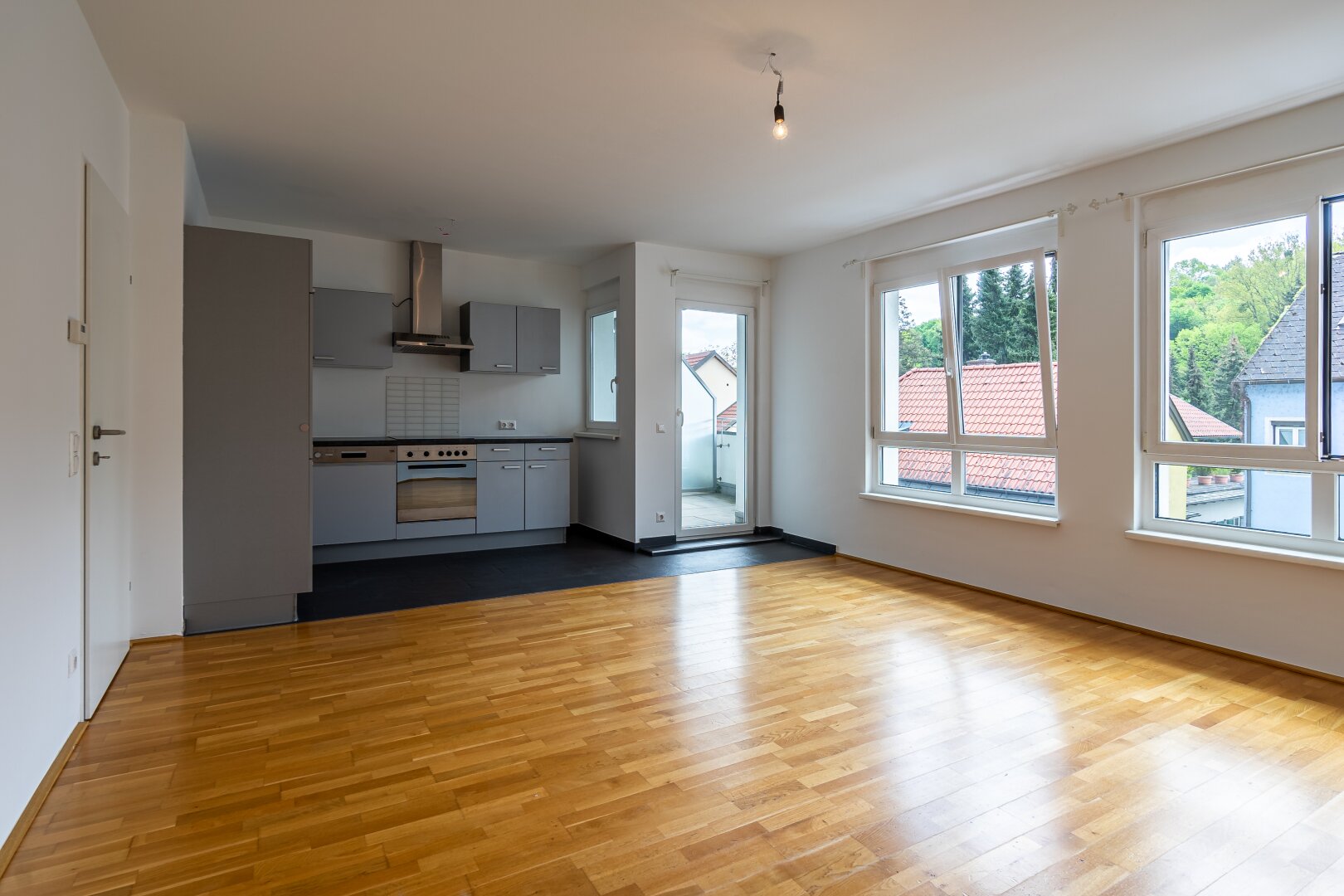 PROVISIONSFREI - 3 Zimmer Balkon Wohnung in ausgezeichneter Lage direkt in Klosterneuburg/Kierling