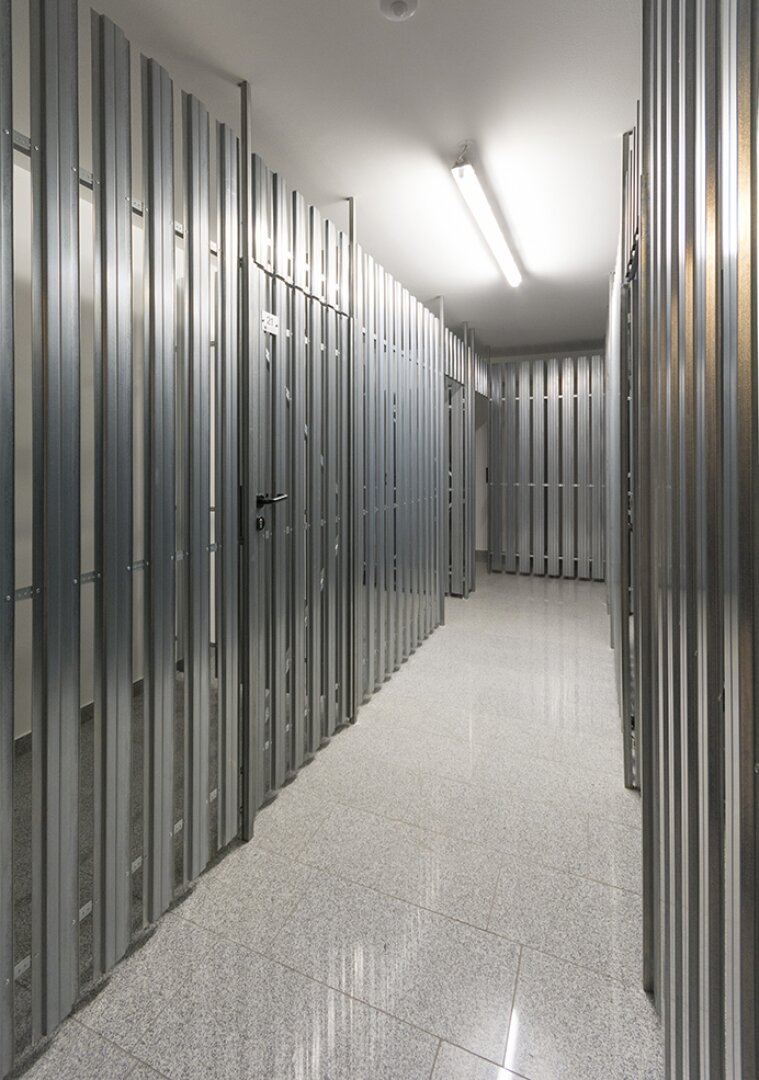 PROVISIONSFREI - 2 Zimmer Wohnung inkl. Küche / Gesamtmiete: 899,-- € inkl. HEIZUNG/WARMWASSER