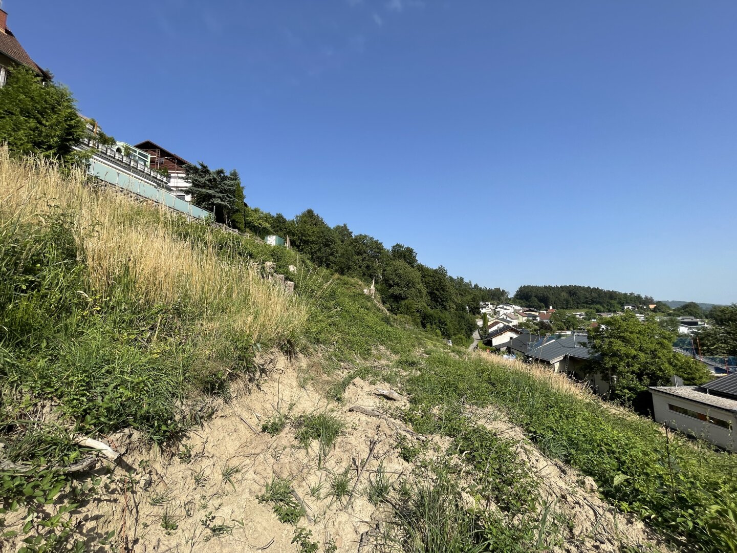 Großzügiges Grundstück in bester Lage von Walding – Sonnige Südhanglage mit Weitblick nahe Linz