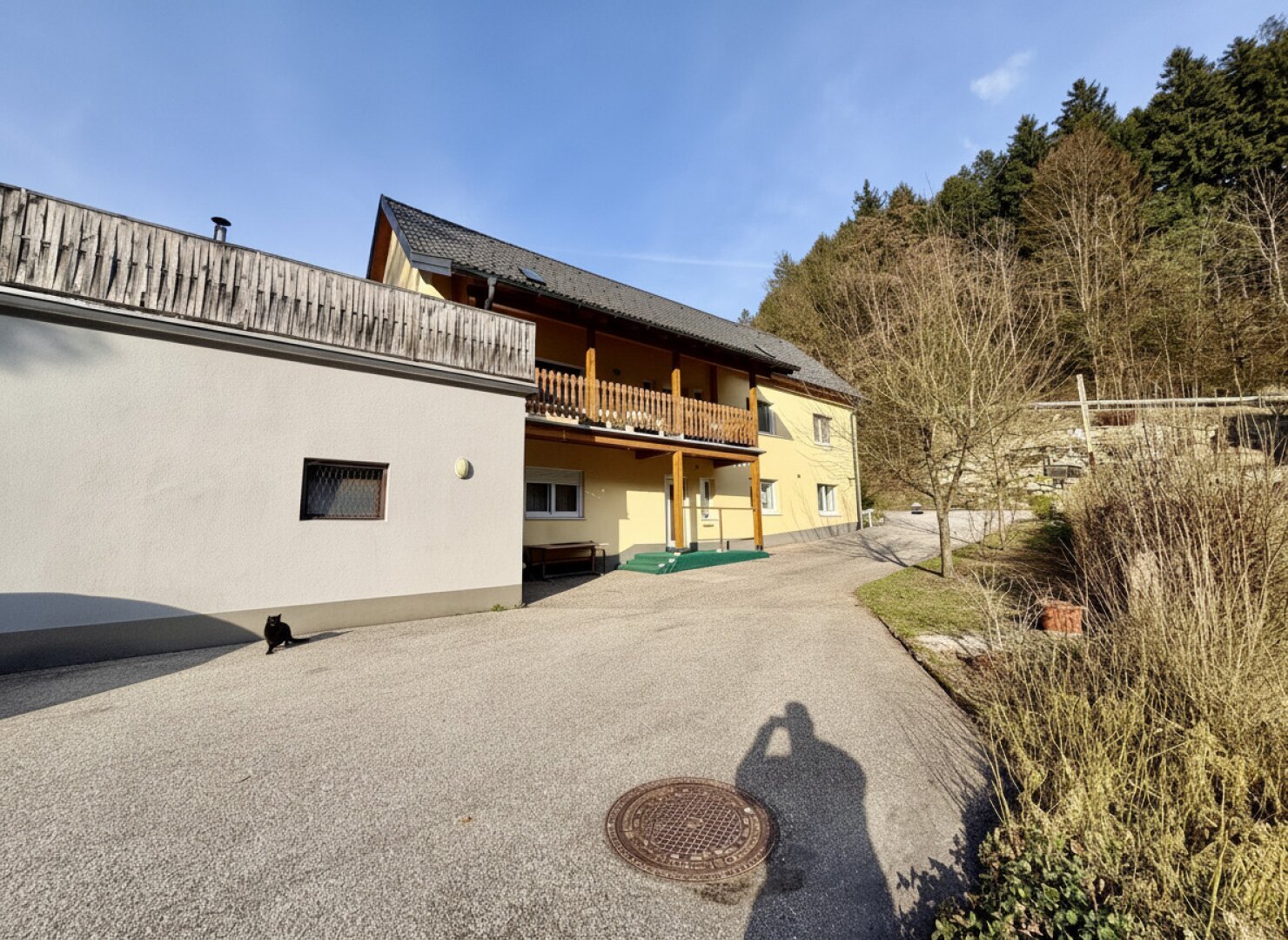Landhaus mit Wiesen & Wald – naturnahes Wohnen am Sarmingbach
