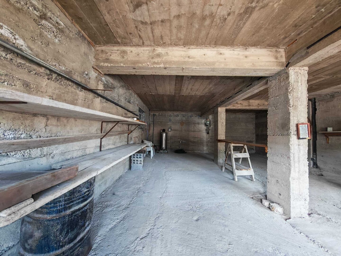 Historisches Steinhaus in erster Meereslinie – ca. 225 m² auf 3 Ebenen | Bucht Brna, Südseite Korčula