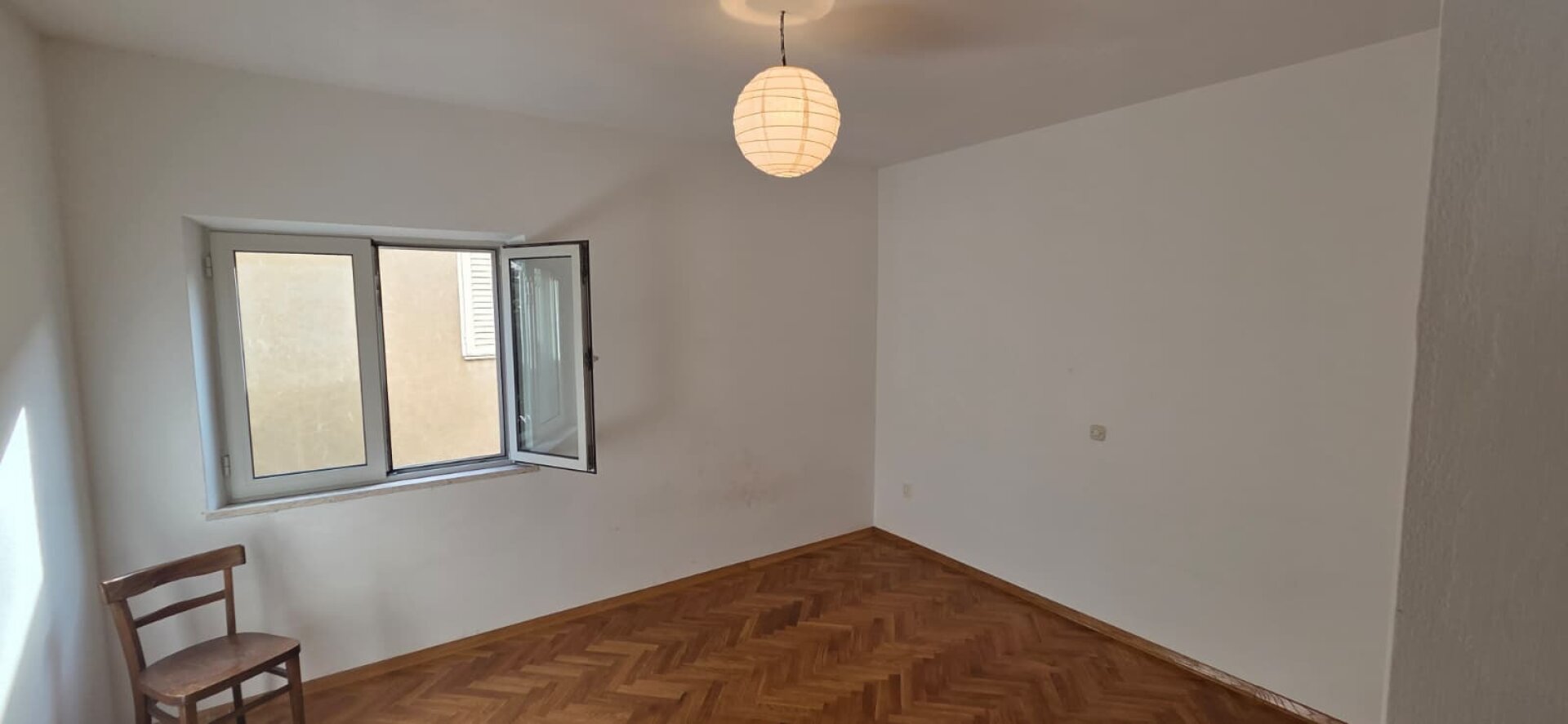Historisches Steinhaus in erster Meereslinie – ca. 225 m² auf 3 Ebenen | Bucht Brna, Südseite Korčula