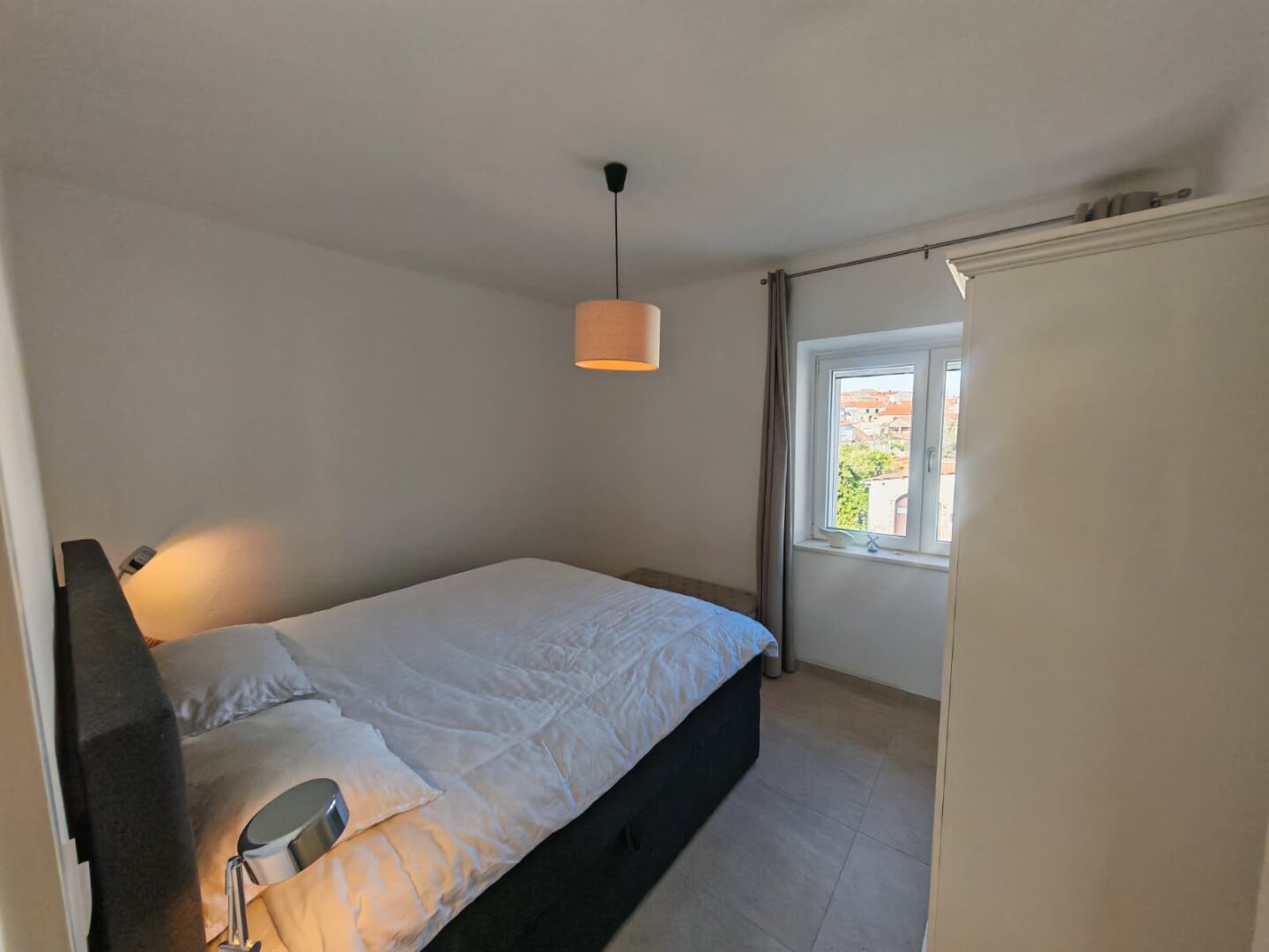 Mediterranes Selbstversorgungsanwesen – Haupthaus + 2 Apartments + Olivenhain | Vela Luka, Korčula