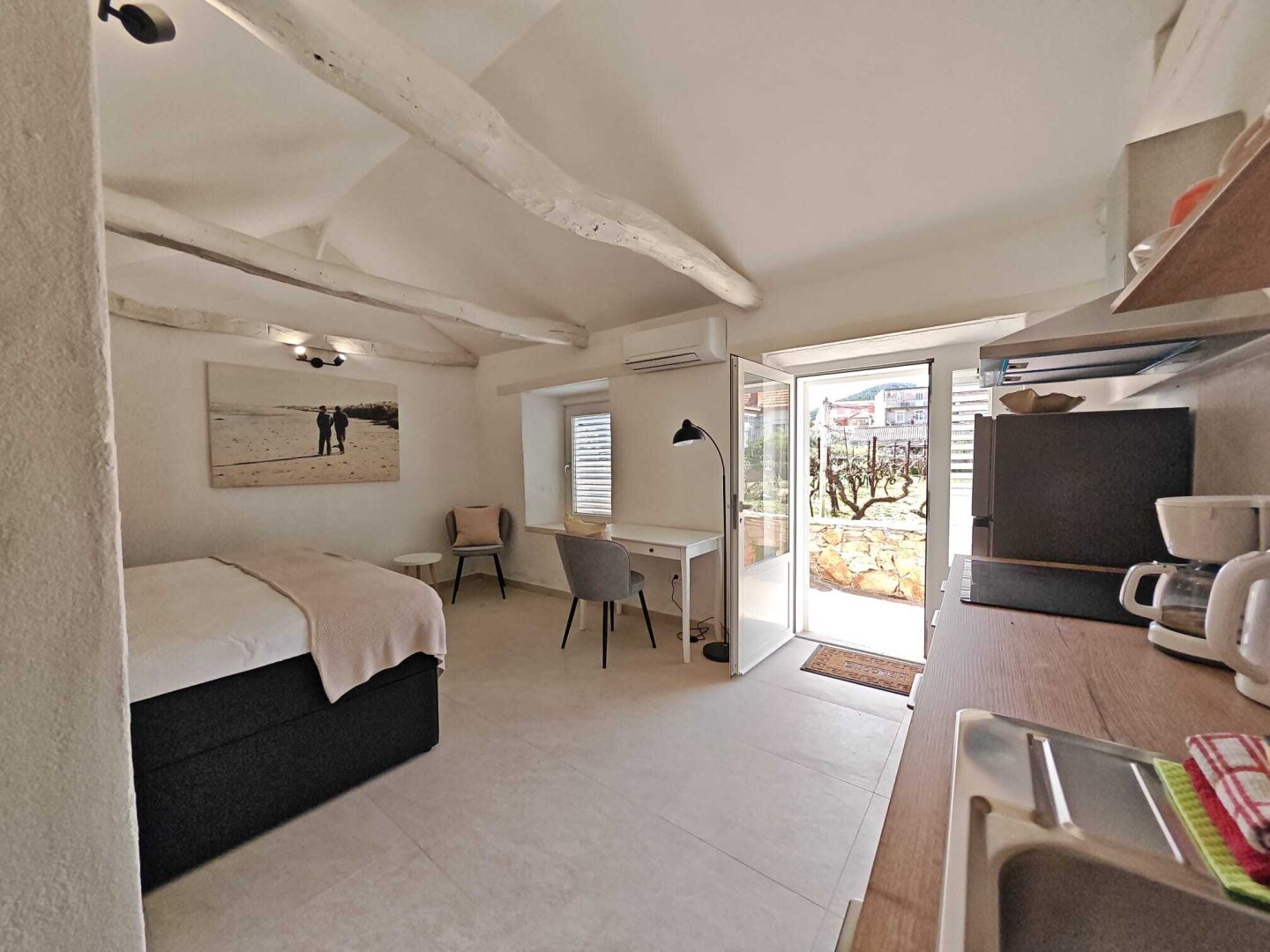 Mediterranes Selbstversorgungsanwesen – Haupthaus + 2 Apartments + Olivenhain | Vela Luka, Korčula
