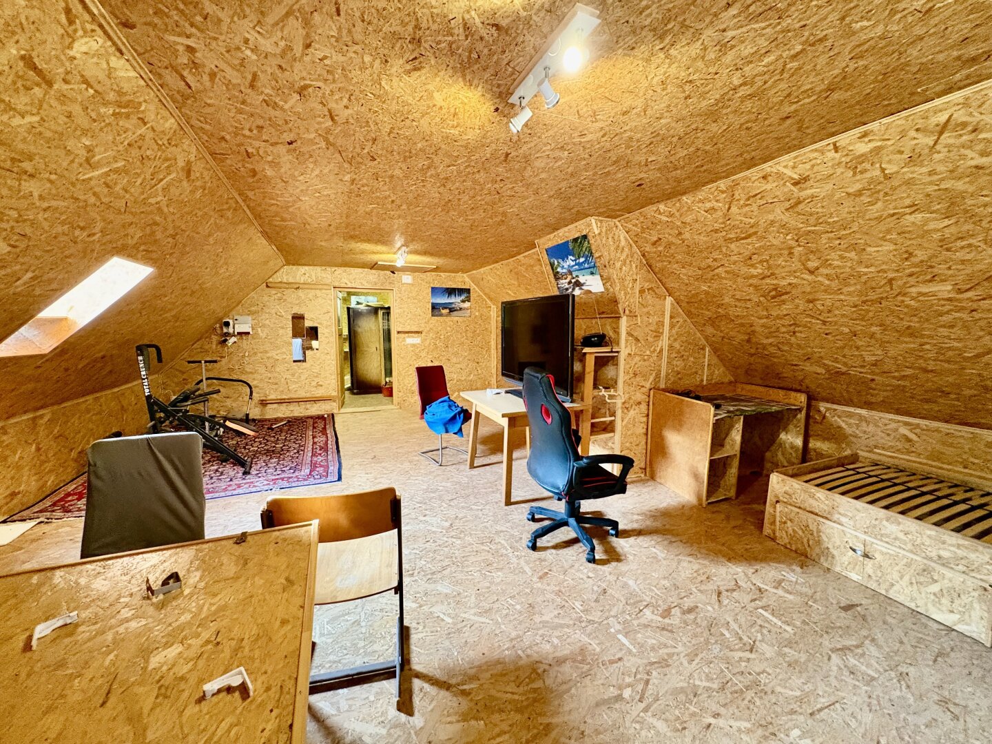 Saniertes Landhaus mit Wiesen, Wald & eigenem Brunnen | 178 m² | 7.154 m² lastenfrei | Gloxwald, OÖ