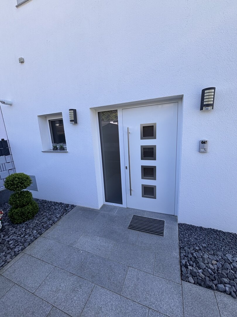 Neuwertige Doppelhaushälfte 🏡🛋️