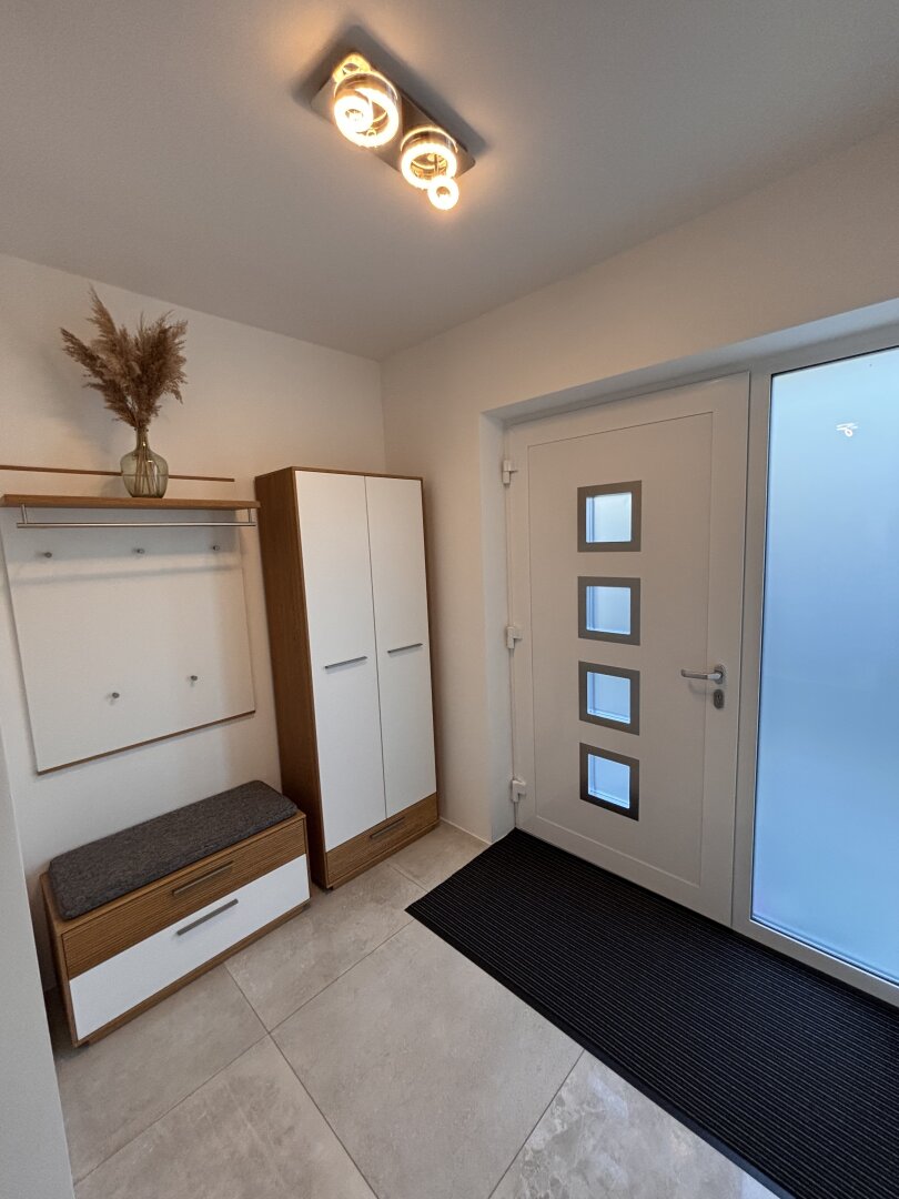 Neuwertige Doppelhaushälfte 🏡🛋️