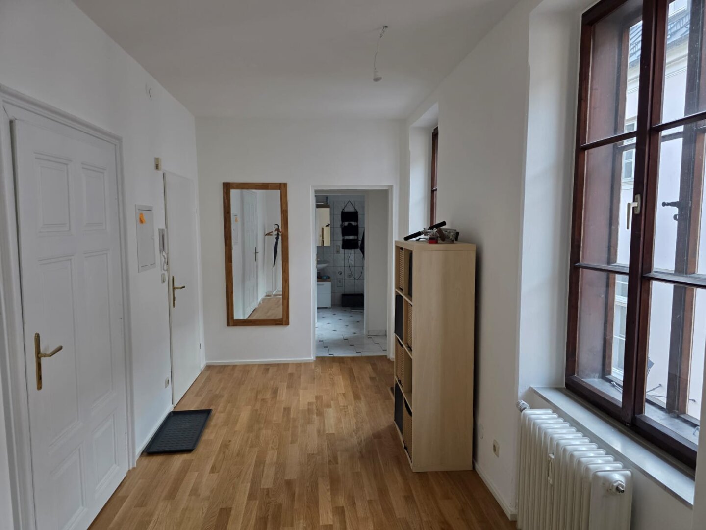 Eingangsbereich - Schöne und Helle 3 Zimmer Altbauwohnung nahe der Linzergasse Miete Rechte Altstadt Salzburg