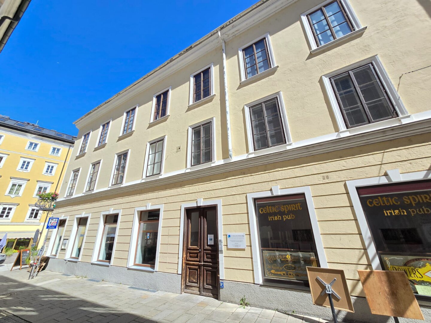 Ansicht - Schöne und Helle 3 Zimmer Altbauwohnung nahe der Linzergasse Miete Rechte Altstadt Salzburg