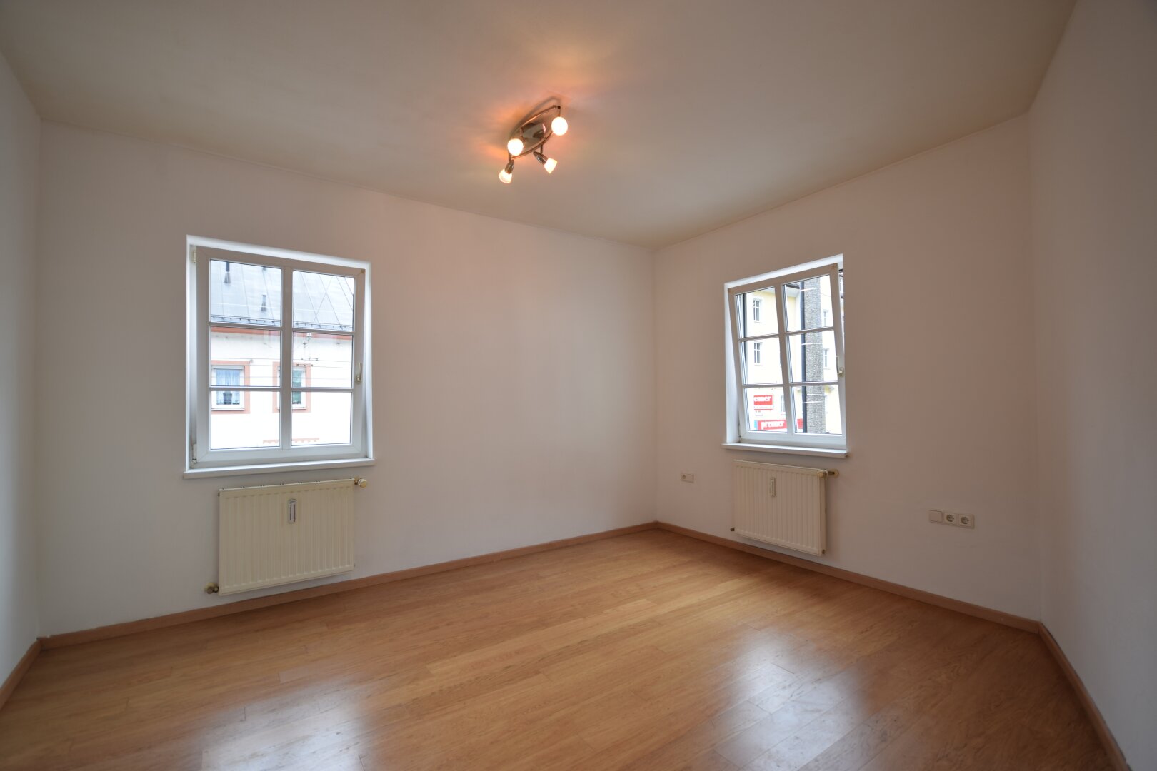 Wohnraum - Kleines gemütliches Apartment nähe Linzergasse Miete Andräviertel Salzburg