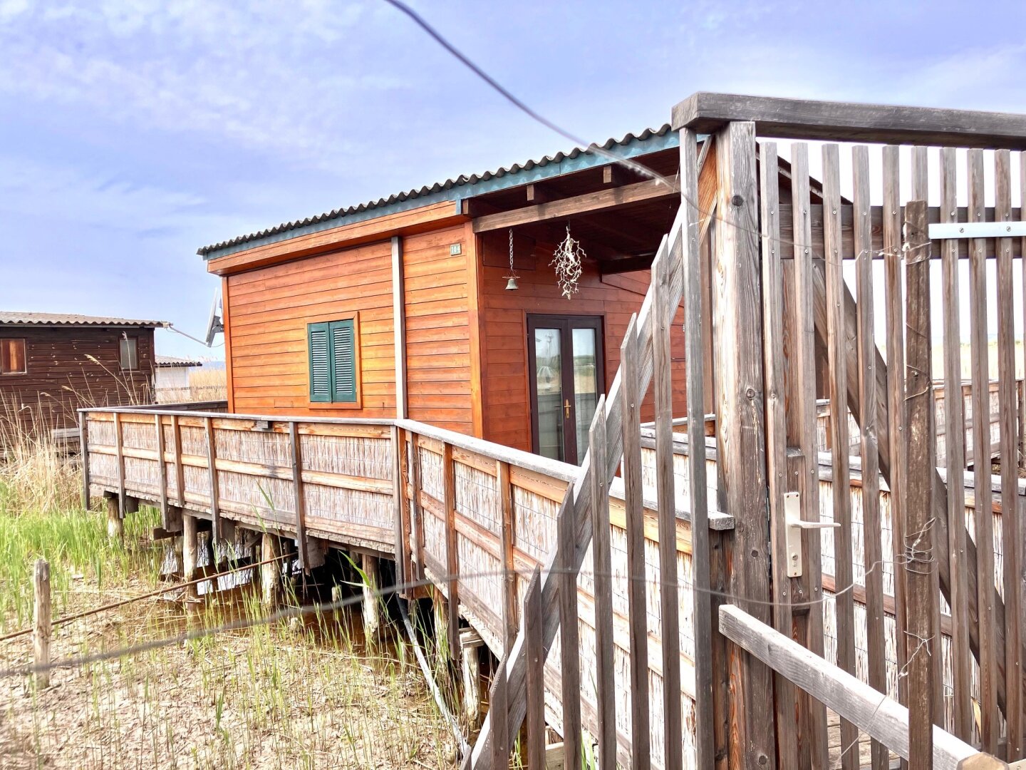 ++ Charmantes Seehaus in Toplage von Weiden am See I MB IMMOBILIEN ++