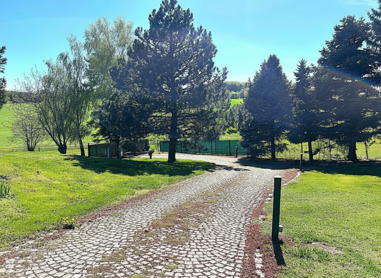 Einfahrt