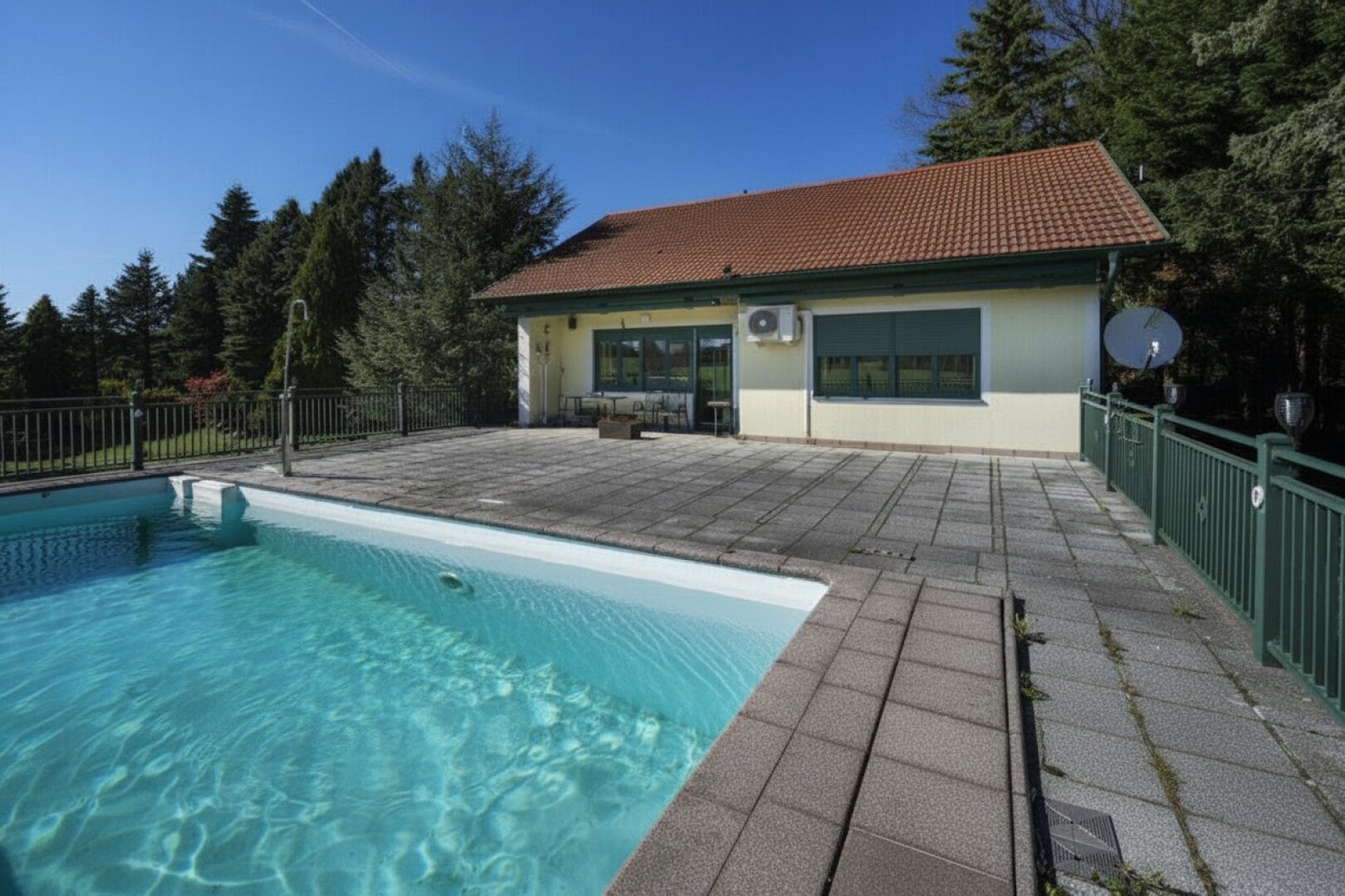 ++ Private Landhaus‑Liegenschaft mit ca. 2800 m² Parkgarten – Ruhe, Weite & Wien‑Nähe I MB IMMOBILIEN ++