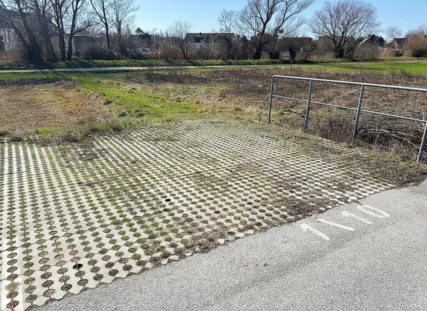 2 Parkplätze