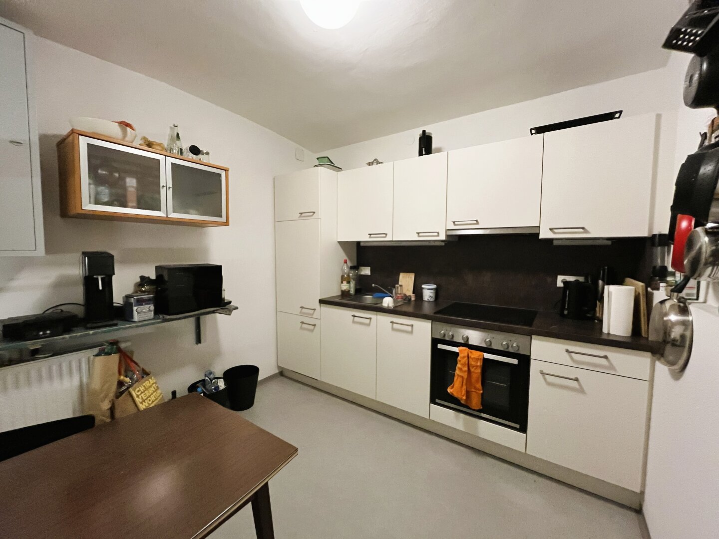 Großzügige 4-Zimmer-Wohnung mit kleinem Balkon
