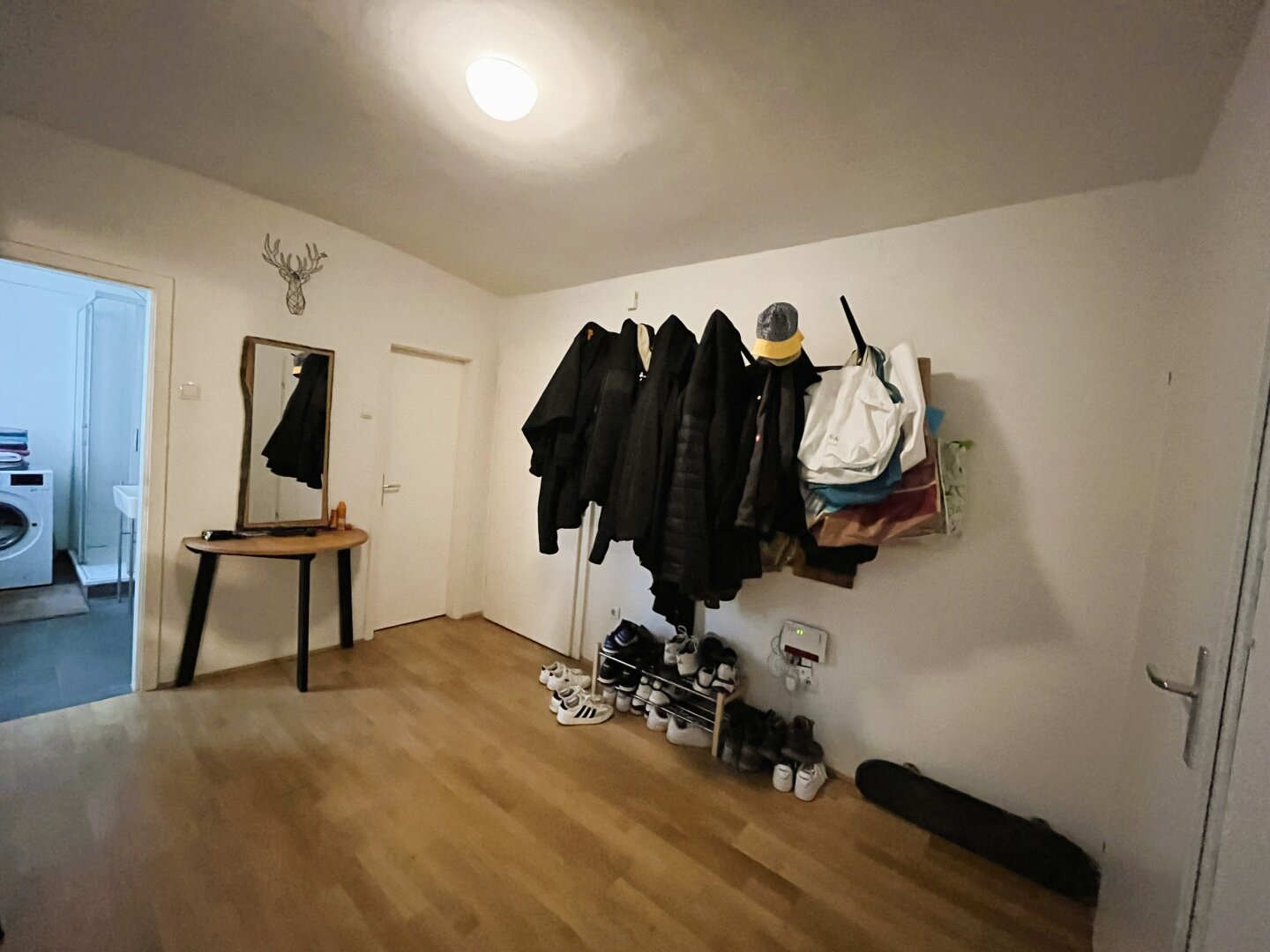 Großzügige 4-Zimmer-Wohnung mit kleinem Balkon