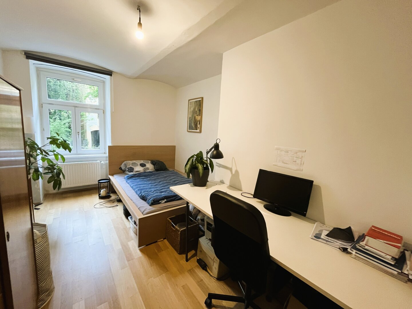 Großzügige 4-Zimmer-Wohnung mit kleinem Balkon