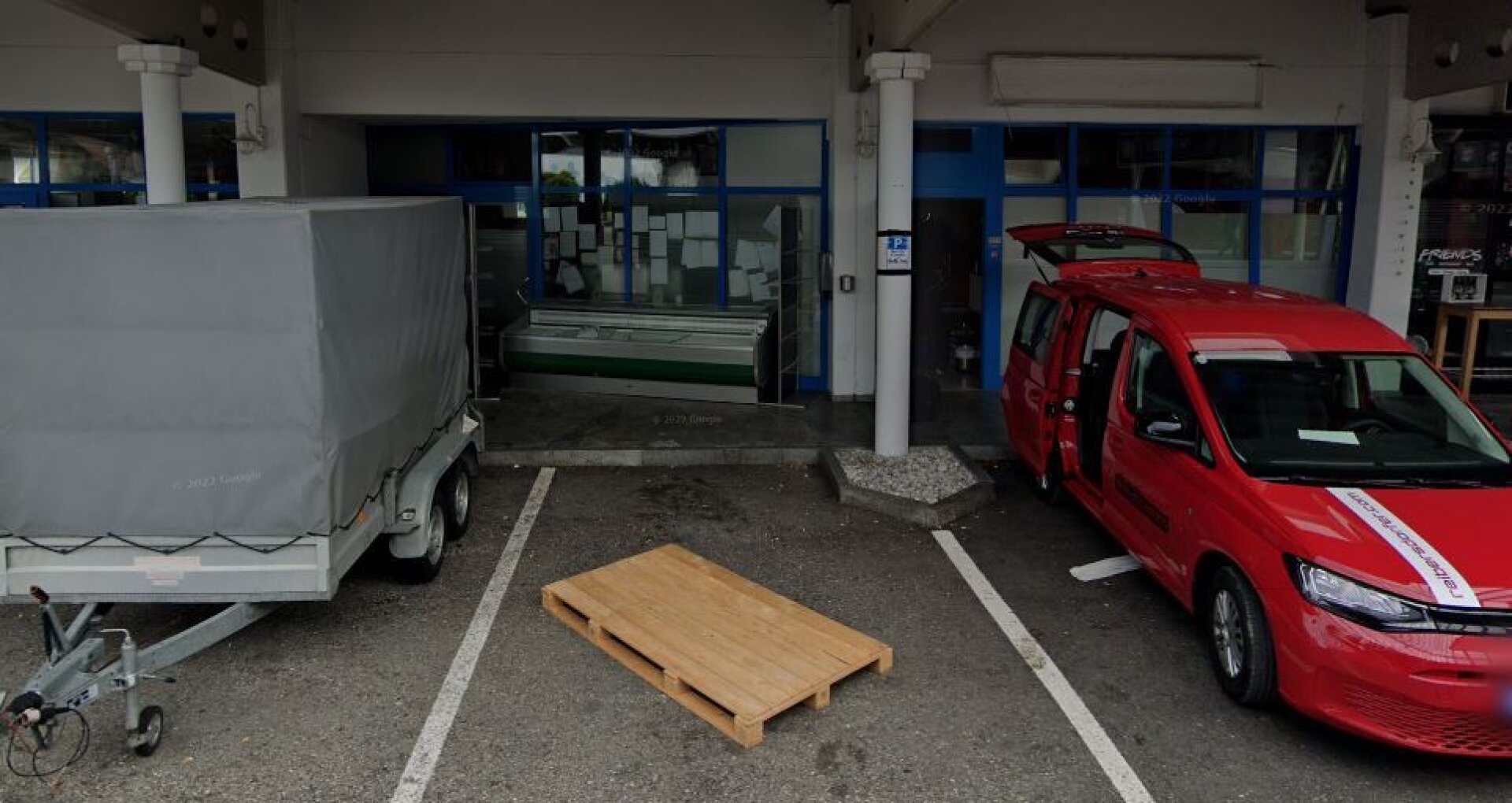 Geschäftsorientiertes Gewerbeobjekt in zentraler Lage – 5231 Neudorf, Oberösterreich