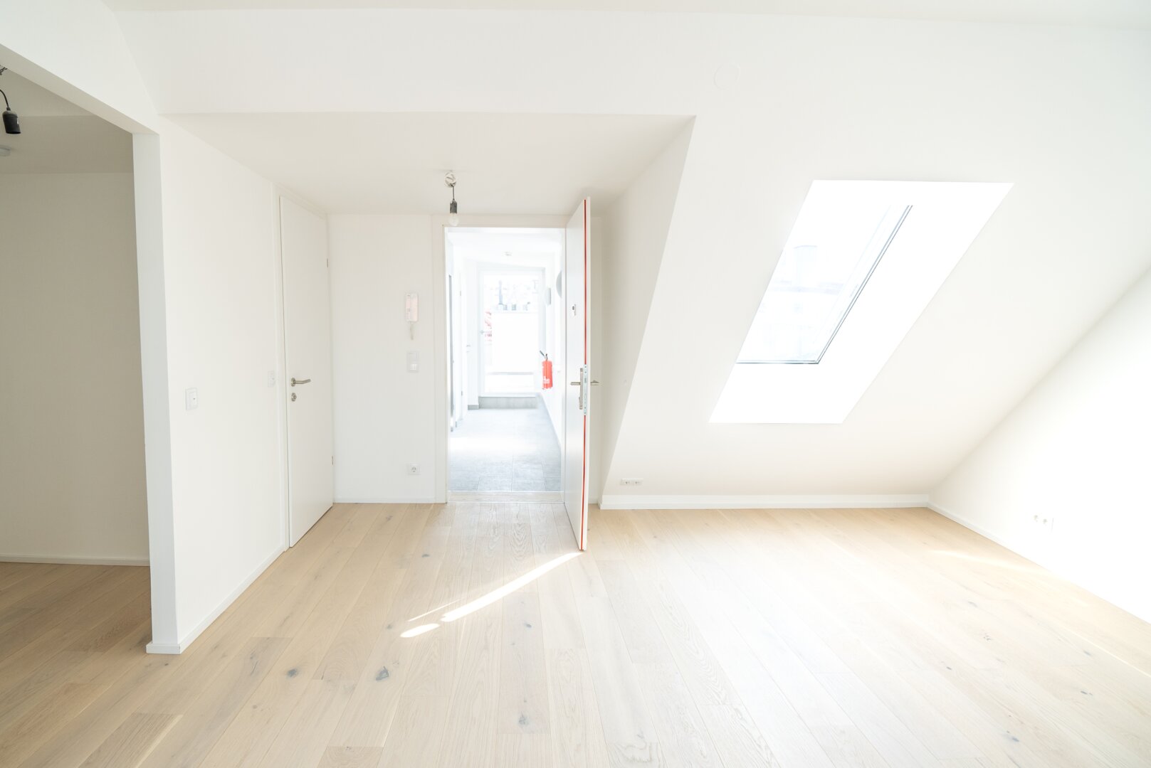 Traumhaftes Penthouse in 1050 Wien: 3 Zimmer, Terrasse, Luxus pur!