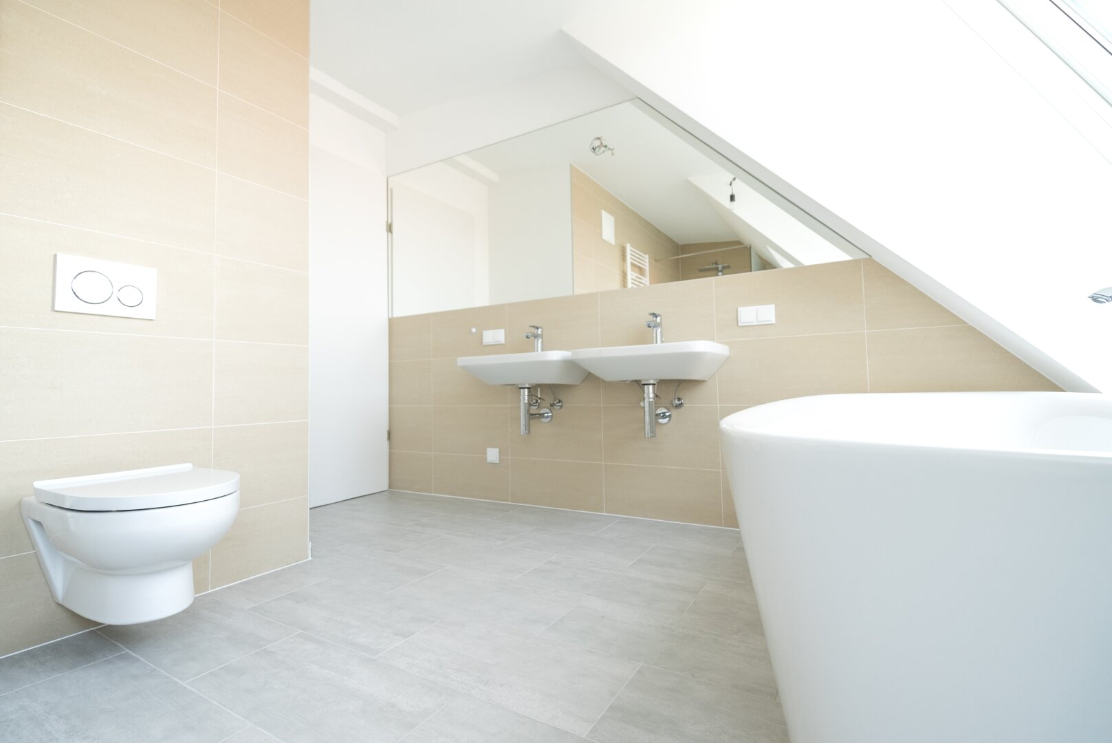 Traumhaftes Penthouse in 1050 Wien: 3 Zimmer, Terrasse, Luxus pur!