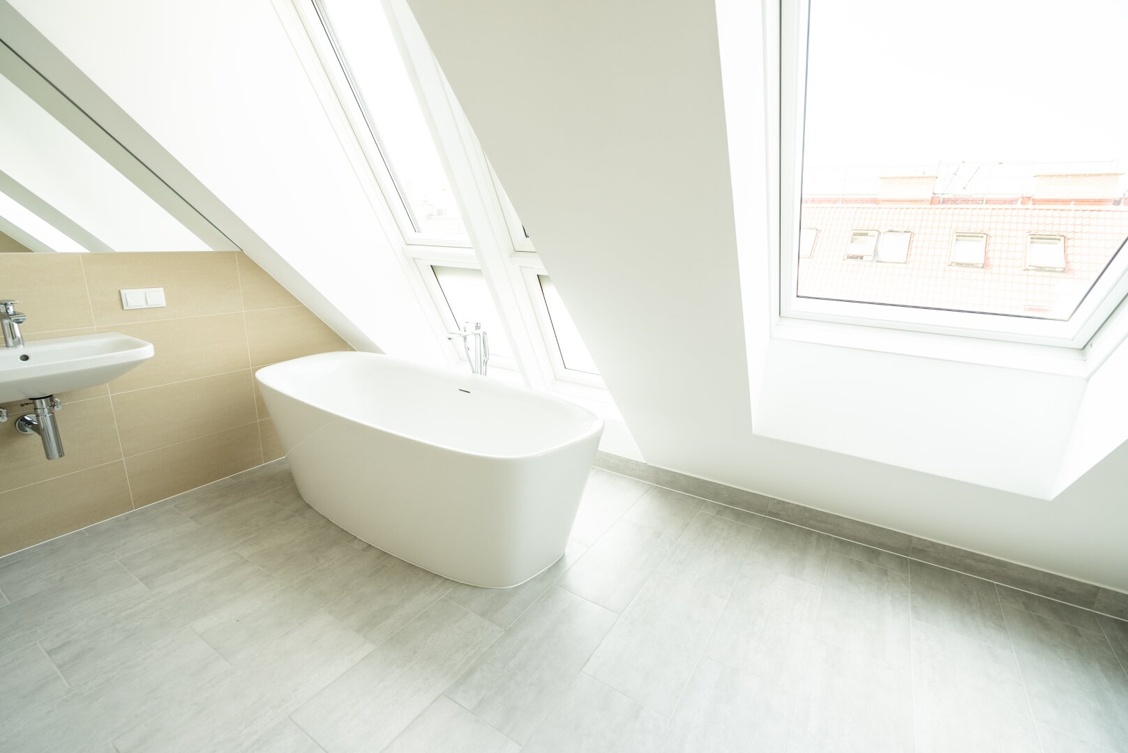 Traumhaftes Penthouse in 1050 Wien: 3 Zimmer, Terrasse, Luxus pur!