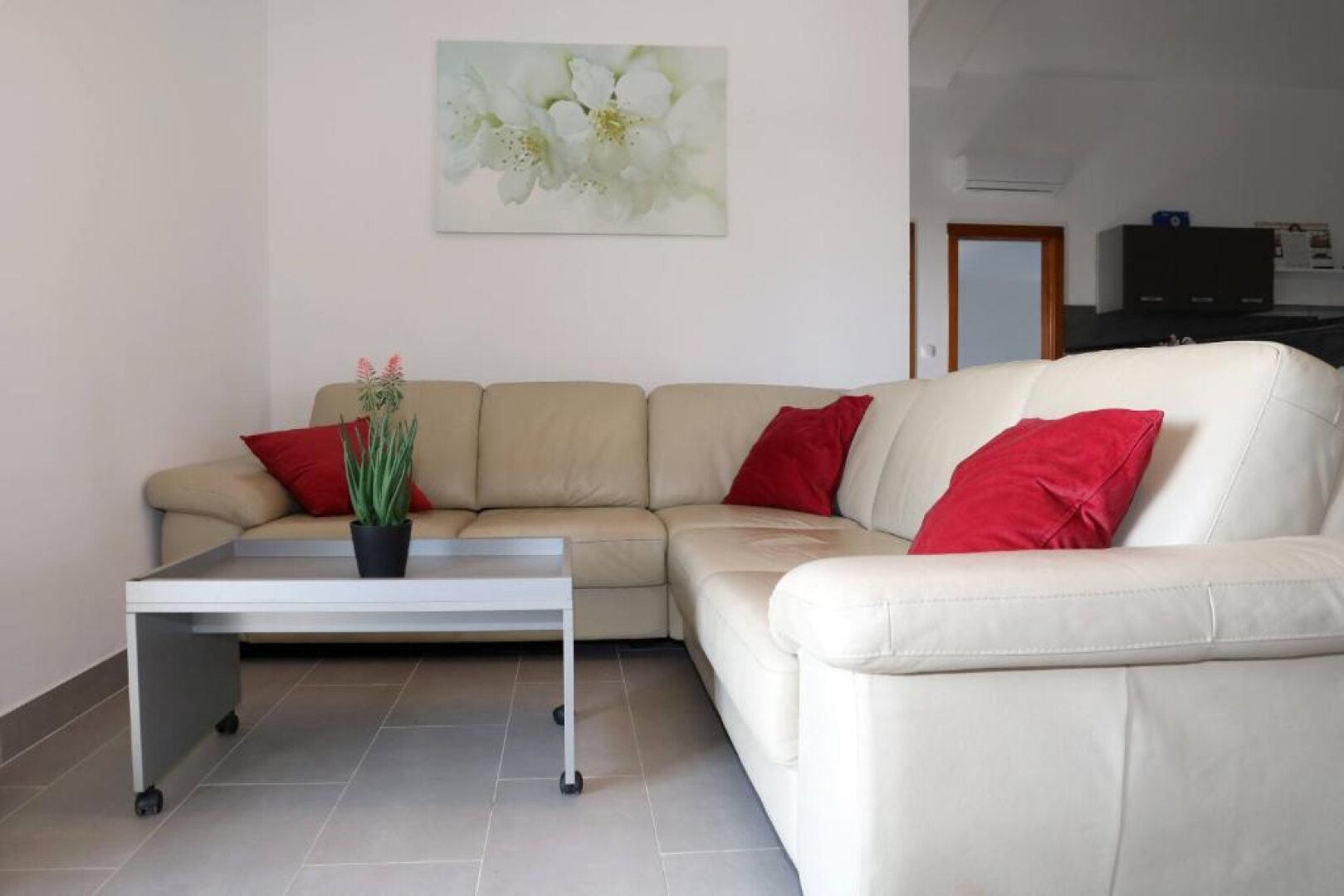 Exklusives Neubau-Apartmenthaus mit 5 Wohneinheiten