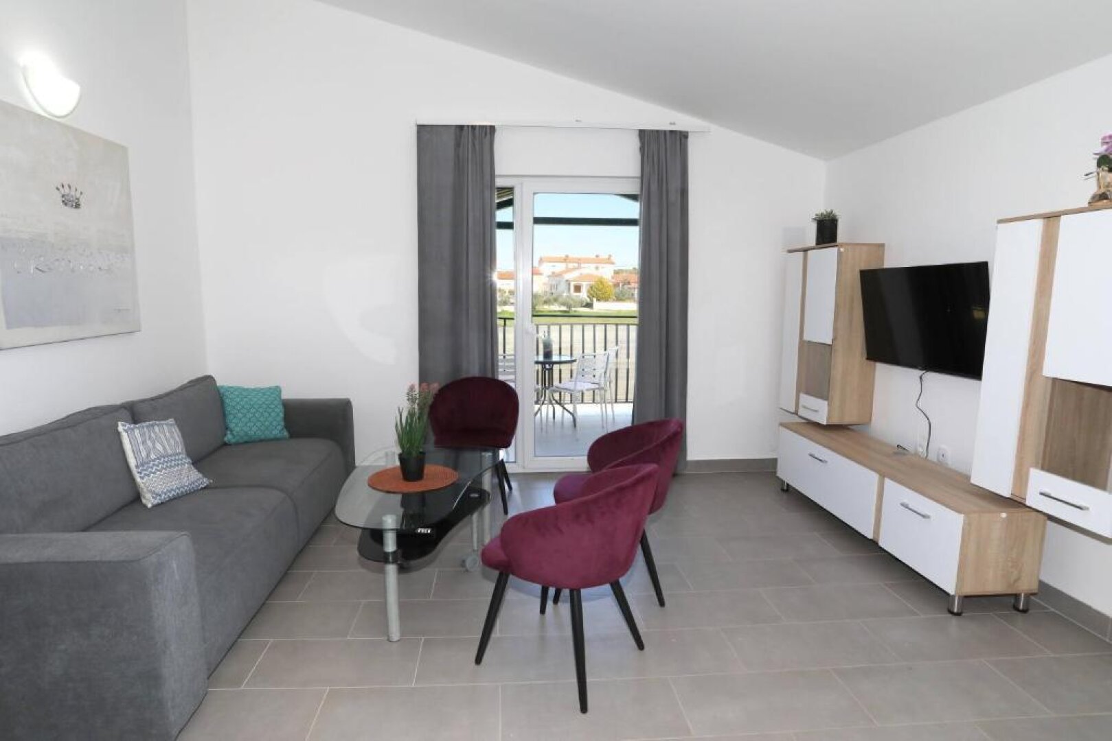 Exklusives Neubau-Apartmenthaus mit 5 Wohneinheiten